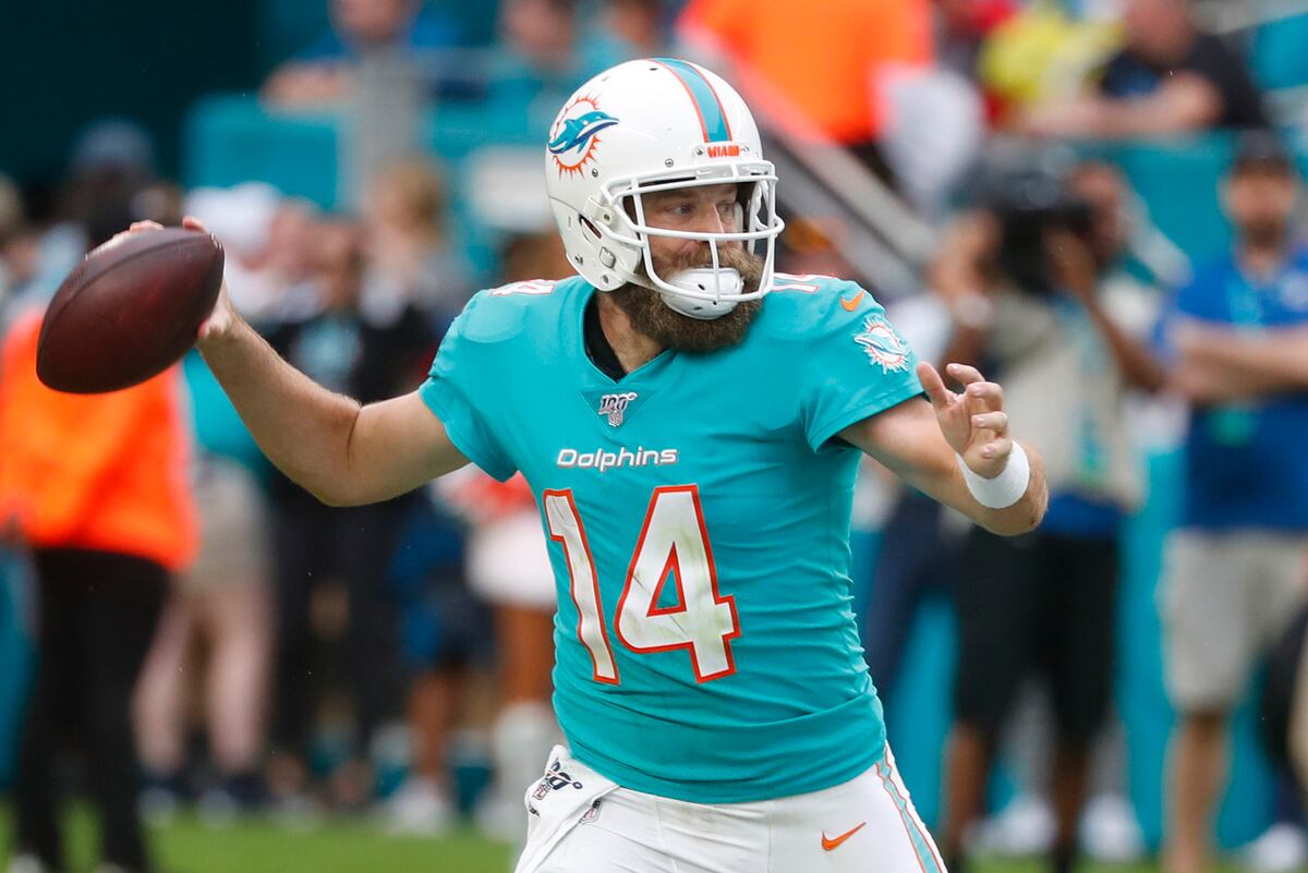 Ryan Fitzpatrick Named Dolphins' Week 1 Starting QB; Tua ...