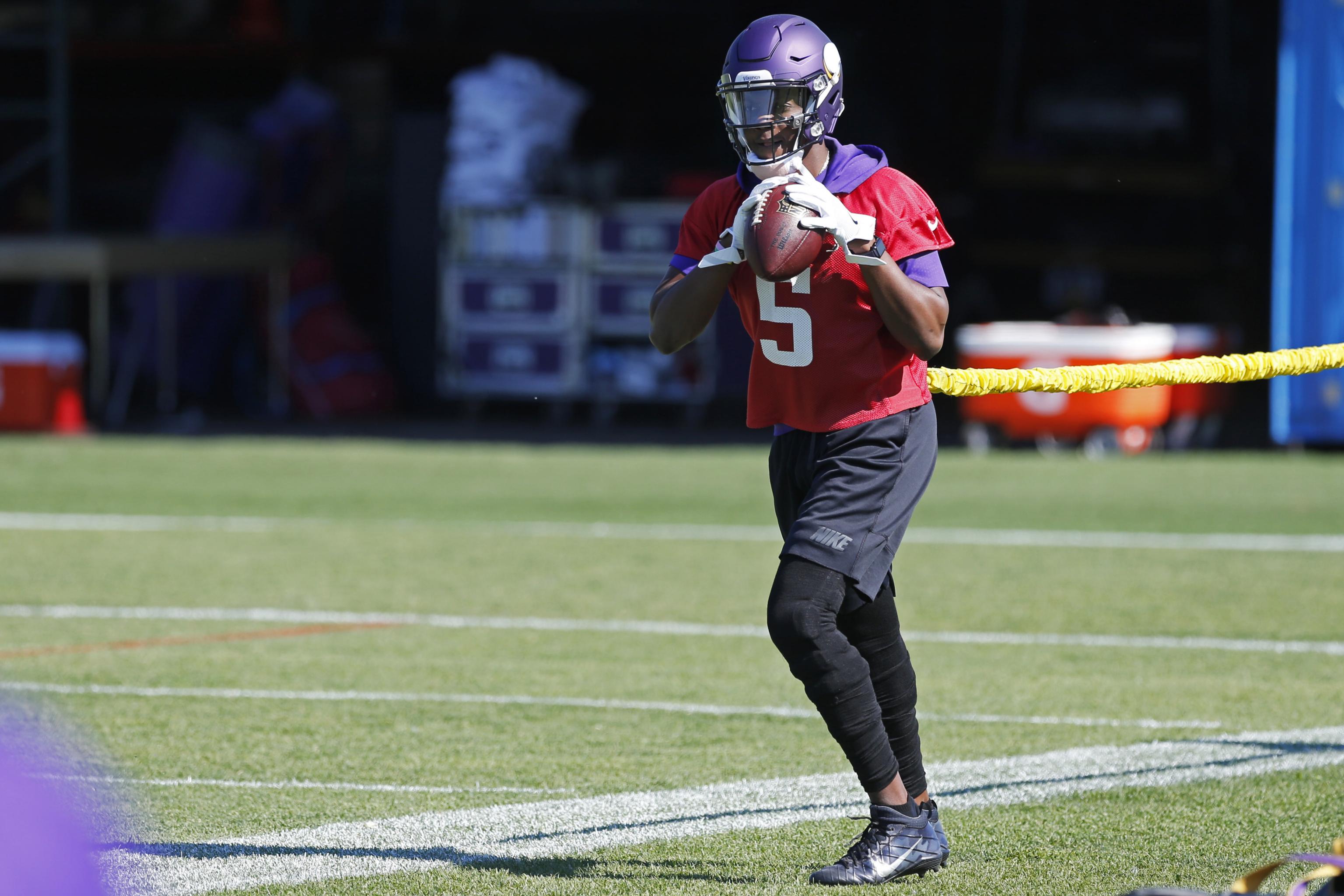 NEW INFORMATION: Vikings QB Teddy Bridgewater has 'significant' knee injury