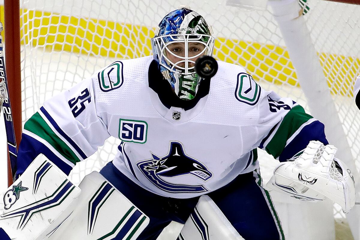 NHL Playoffs 2020: Updated Bracket After Thursday's Results | Bleacher