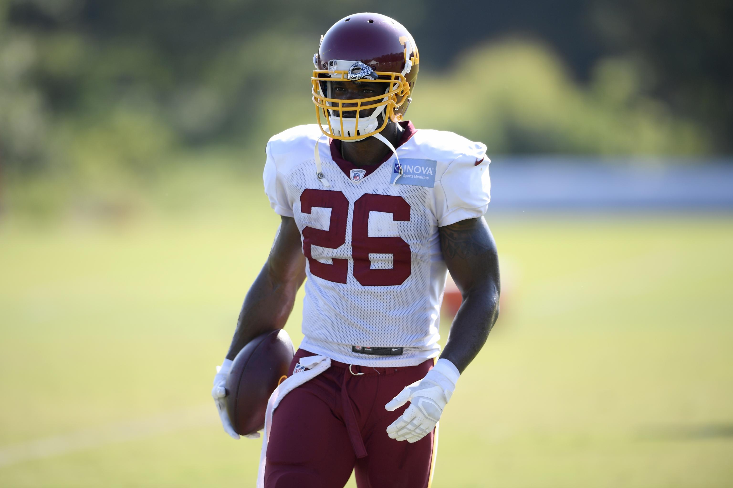 Washington releases Adrian Peterson, turns to young backs