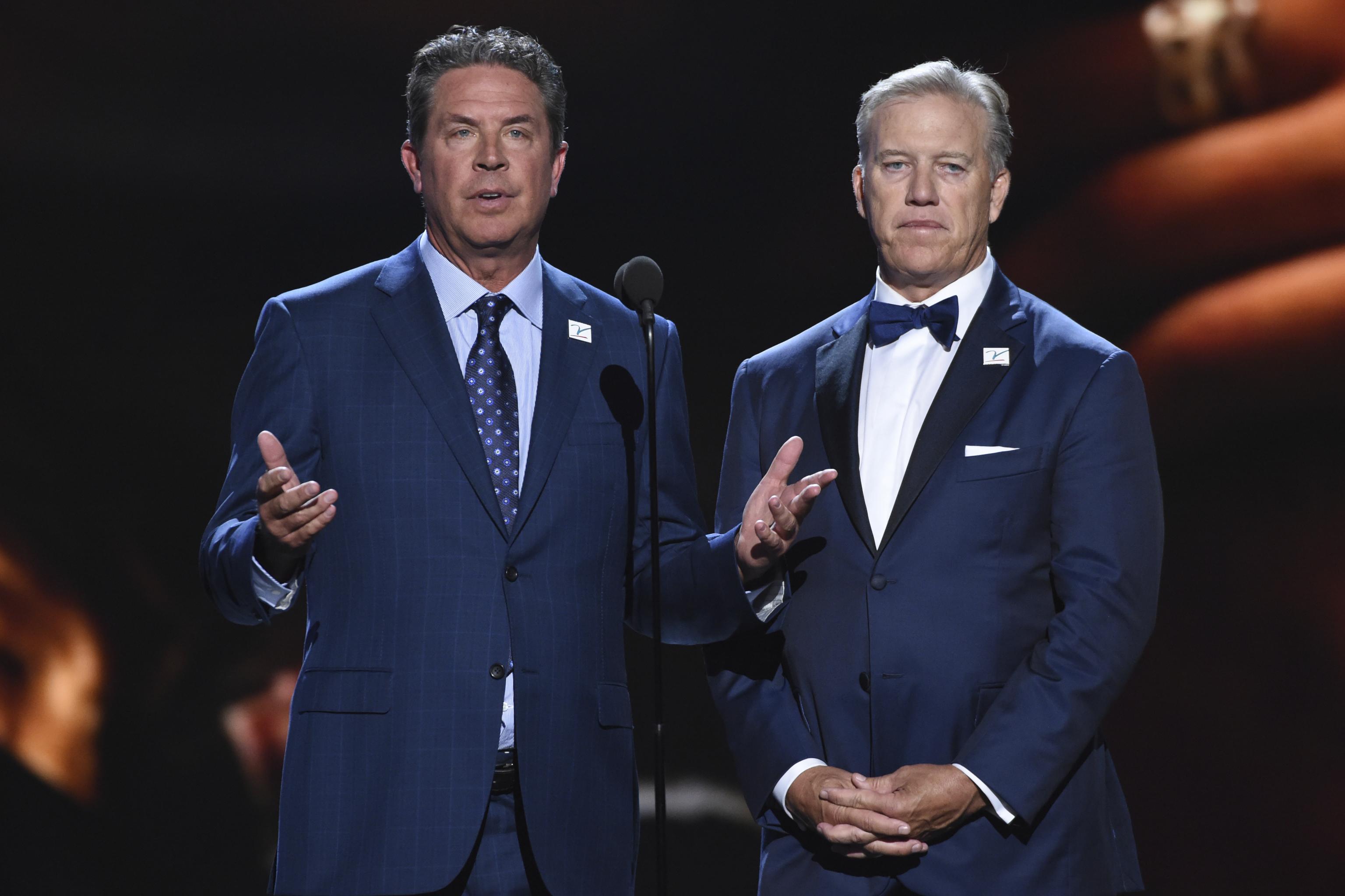 How close did Hall of Famer John Elway come to joining the Cowboys?