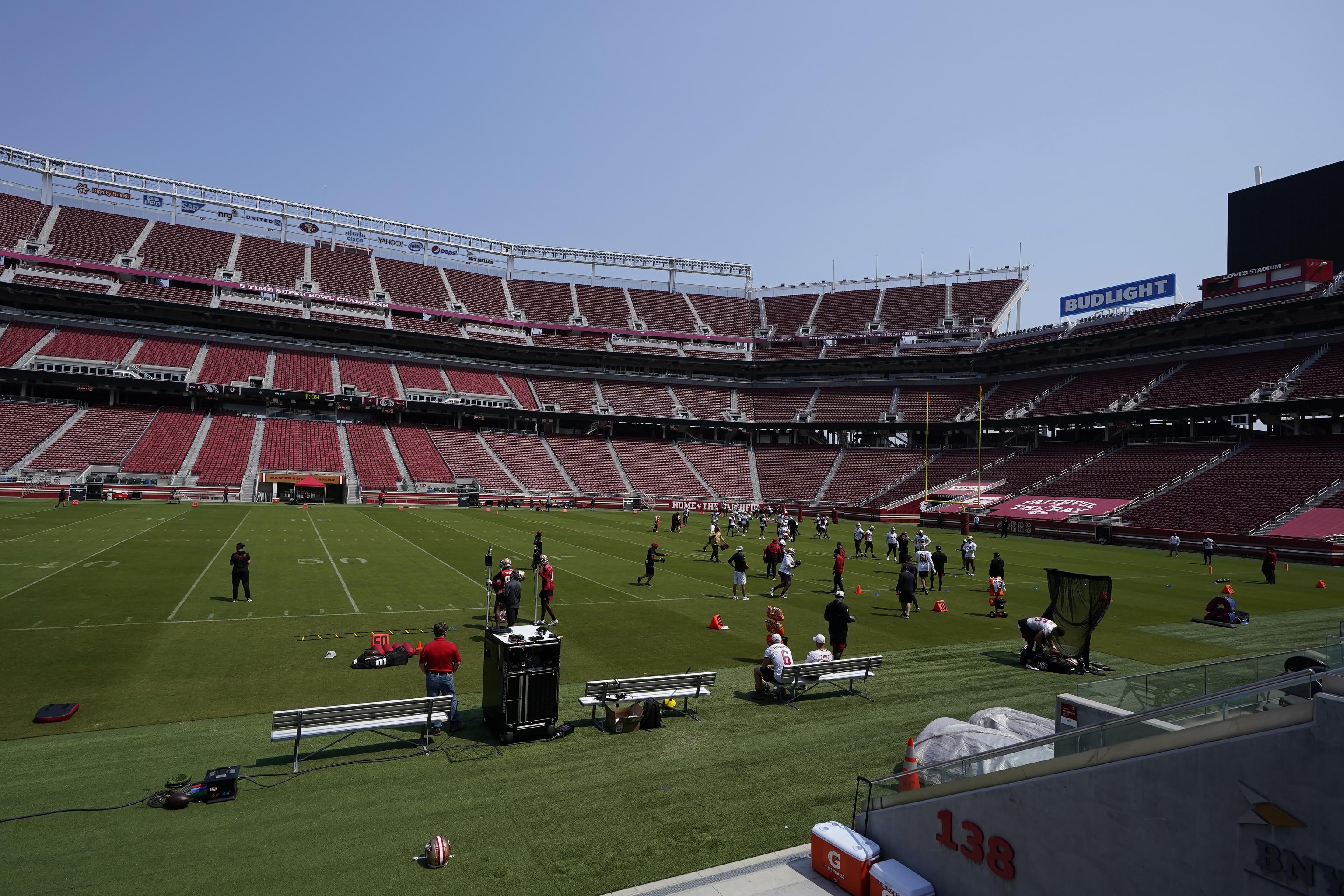 San Francisco 49ers: Team and NFL monitoring how Camp Fire smoke and air  quality affect Monday Night game