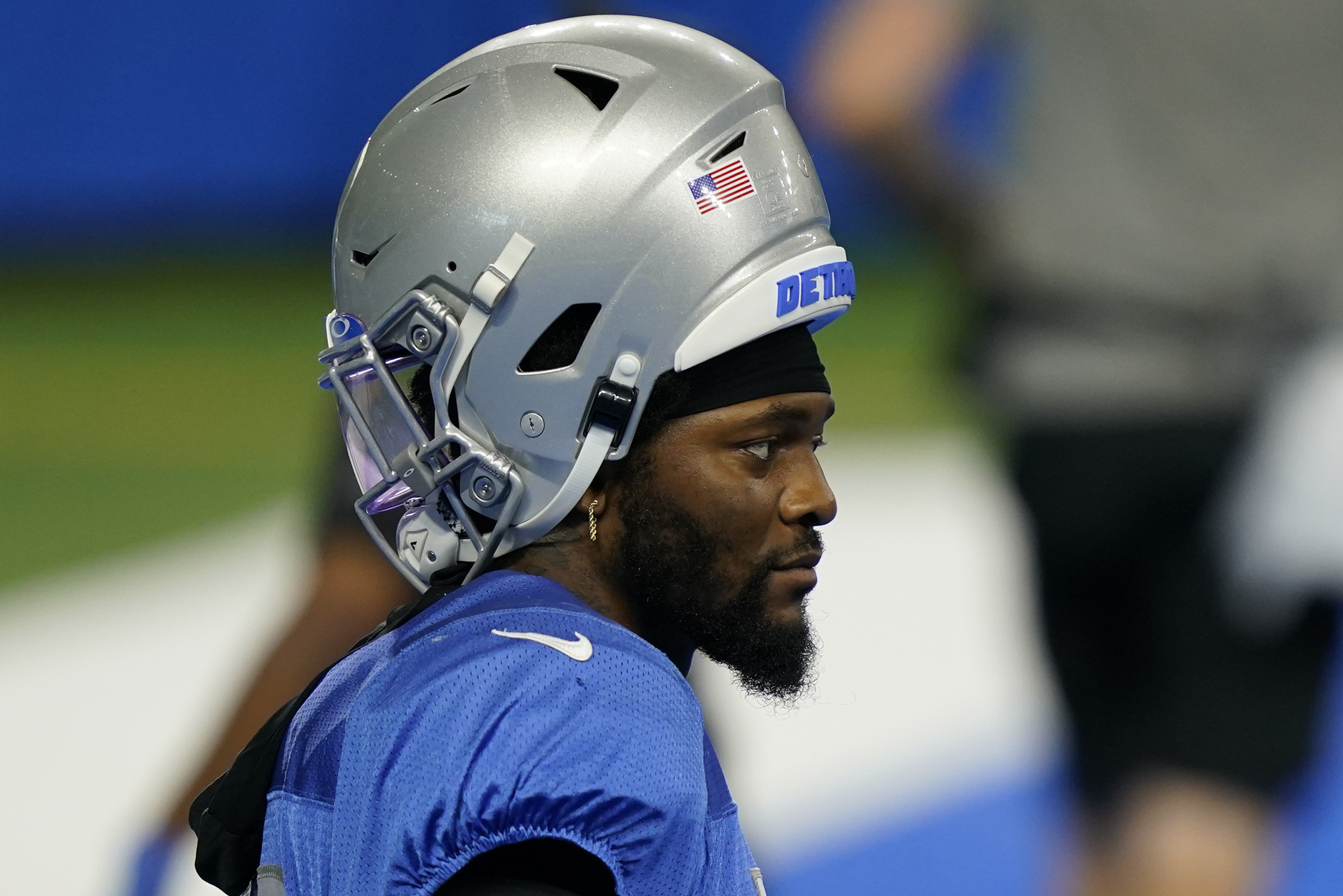 Ex-Lions LB Jamie Collins heading back to New England for third