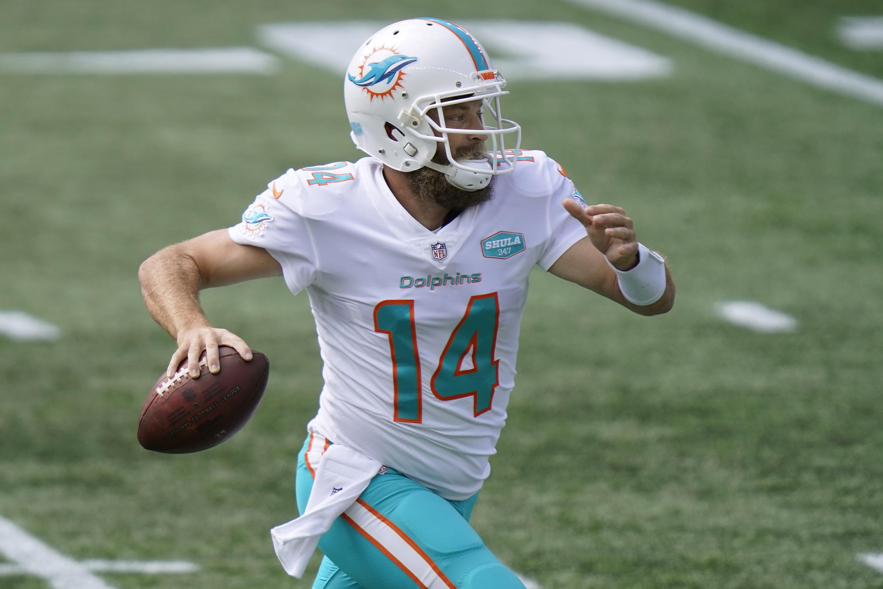 Dolphins name QB Ryan Fitzpatrick starter, Tua Tagovailoa as backup - ESPN