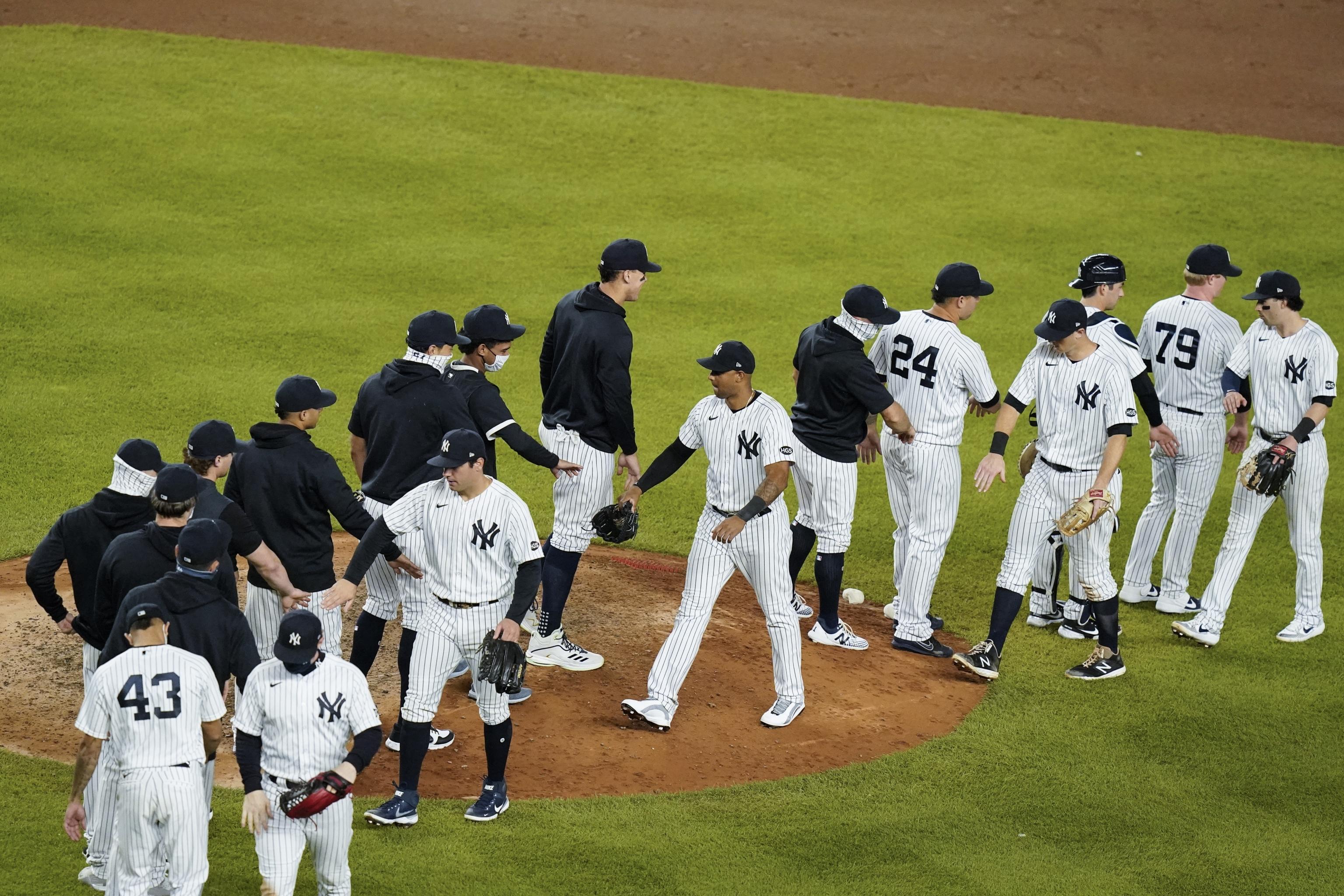New York Yankees clinch AL East title after Baltimore Orioles loss 