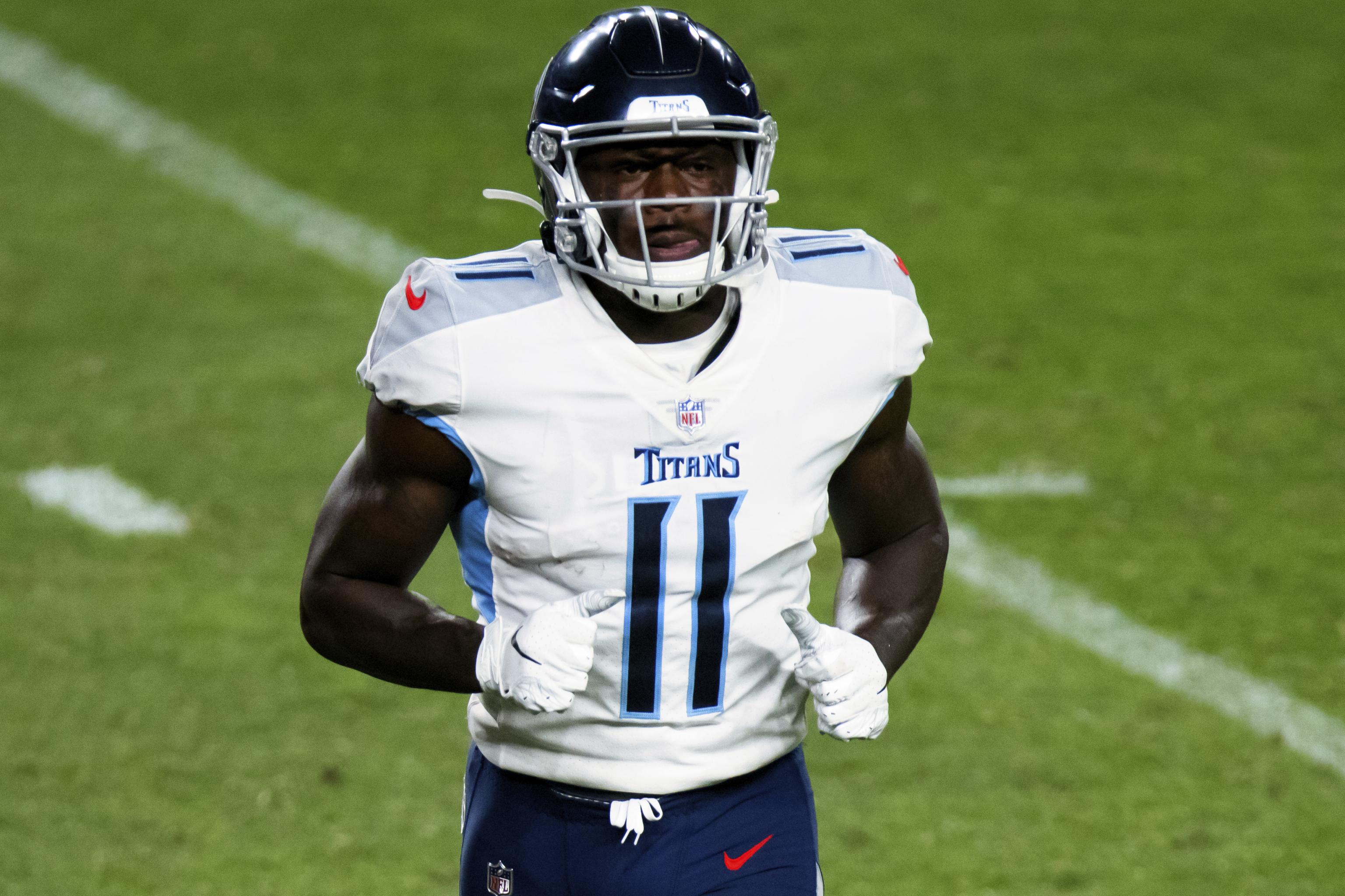 Titans' A.J. Brown out for Week 2 vs. Jaguars due to bone bruise in knee 