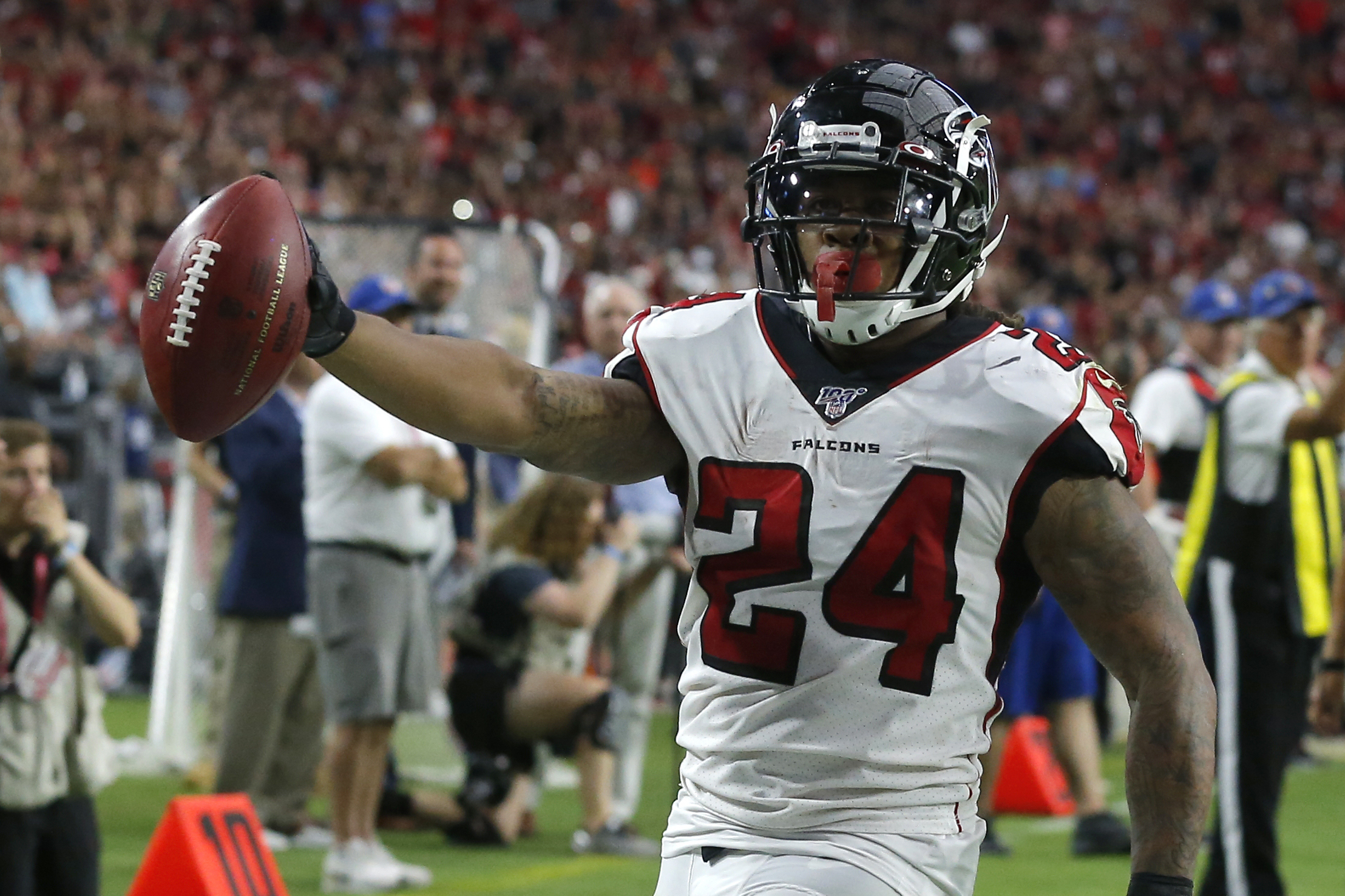 Devonta Freeman: Reasons Why NY Giants' Signing Could Pay