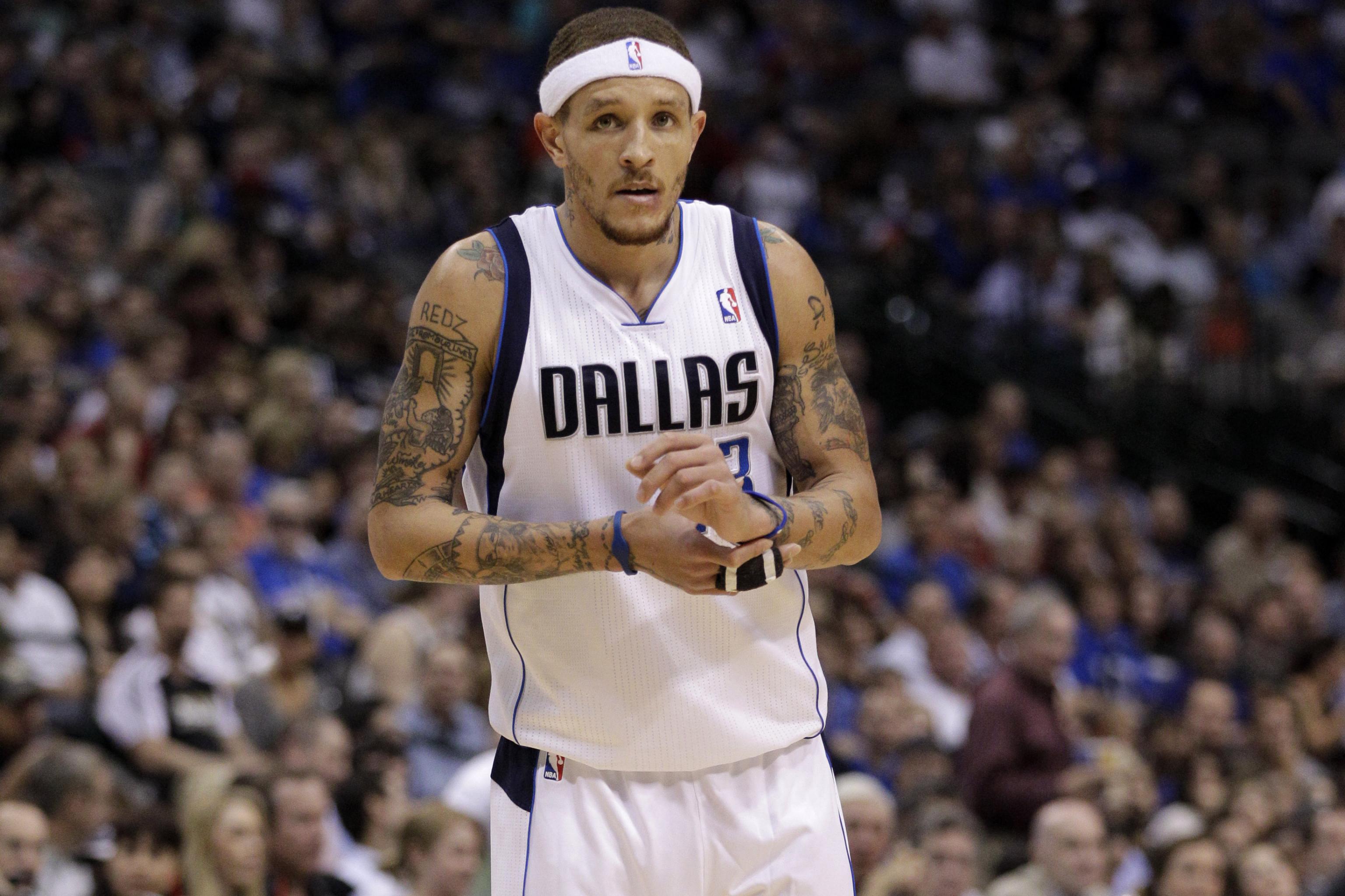 Source: Delonte West working at rehab center : r/nba