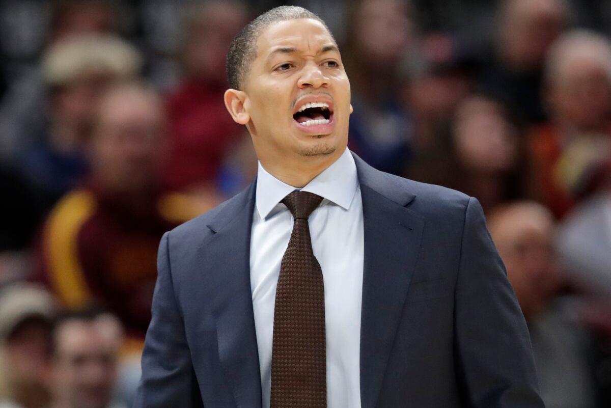 Rockets HC Rumors: Tyronn Lue, Jeff Van Gundy, John Lucas Among Interviewees