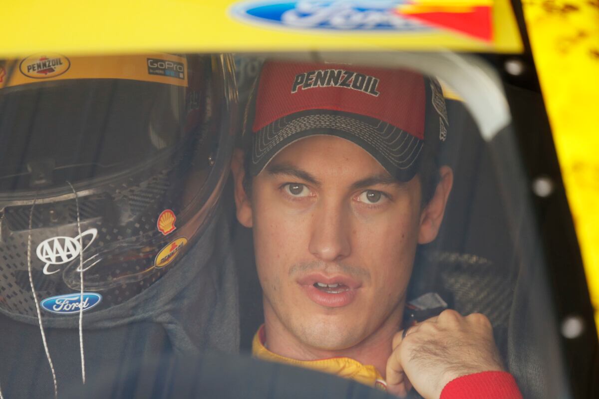 NASCAR at Kansas 2020 Results Joey Logano Earns Win, Advances to