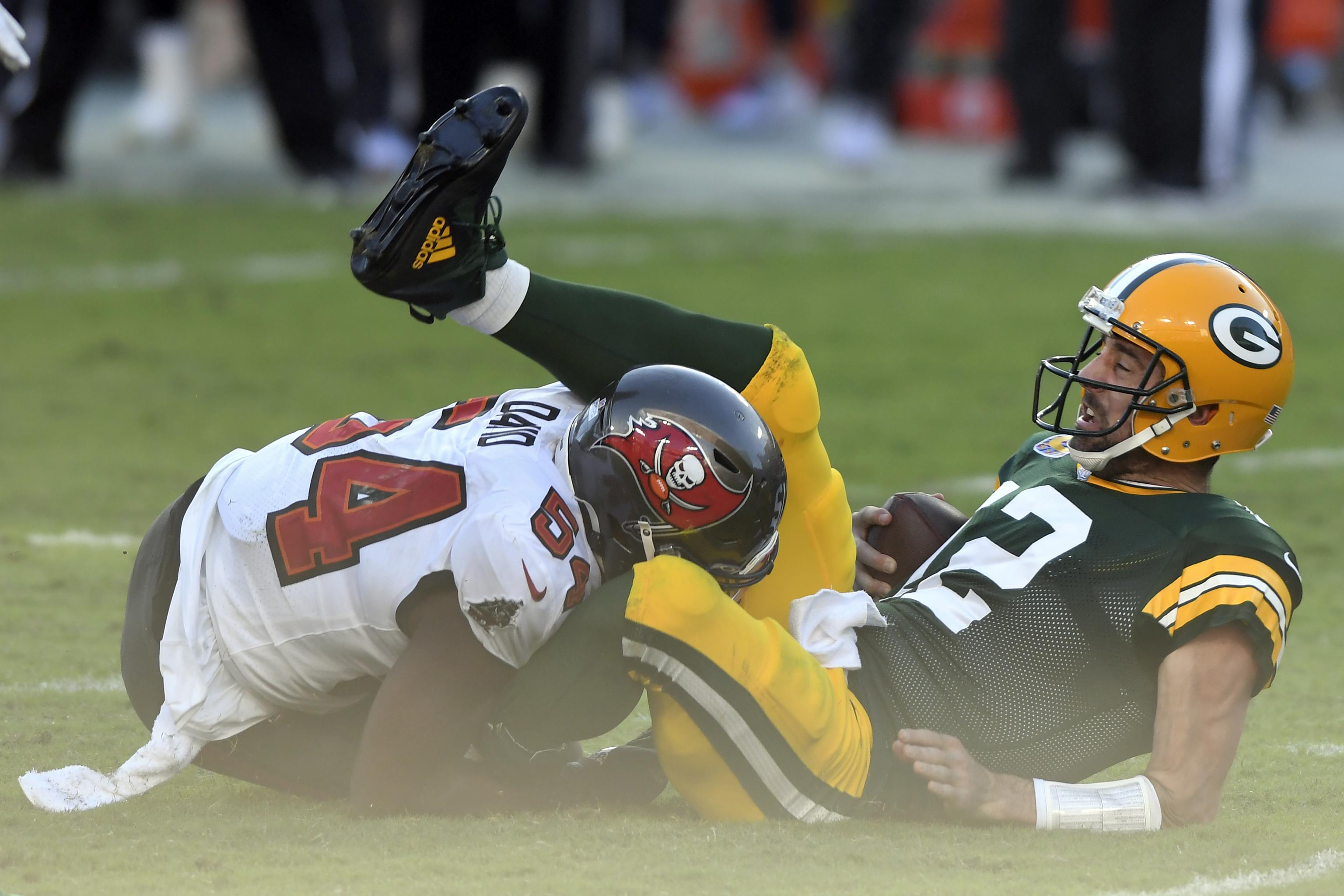 Packers handed first loss of season, lose to Buccaneers 38-10