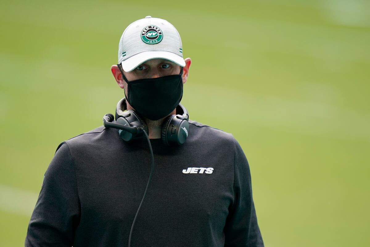 Jets Rumors: Adam Gase's Status as HC Not Considered a ... Adam gase's first meeting with the new york media went well.
