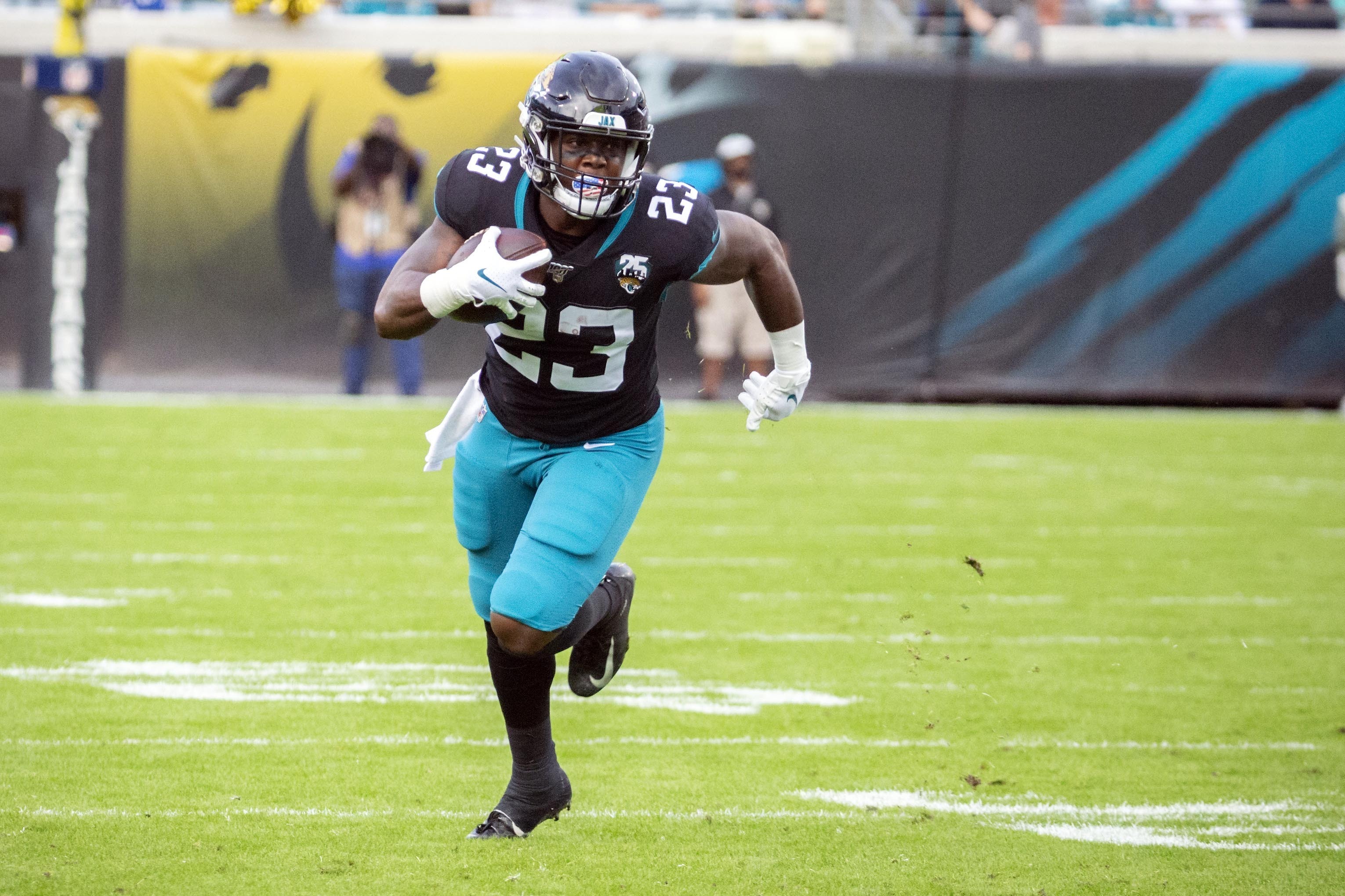 Jaguars RB Ryquell Armstead's reported hospitalization with COVID 'is  scary,' Ravens vet says 