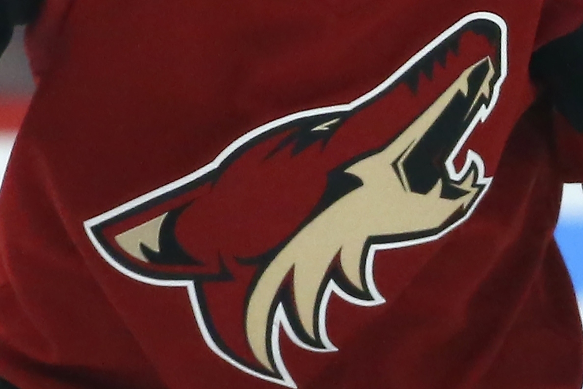 Connecticut leaders push to relocate Arizona Coyotes