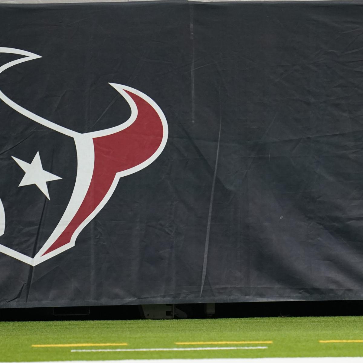 Report: Texans to Close Facility After Player Tests Positive for COVID-19 thumbnail