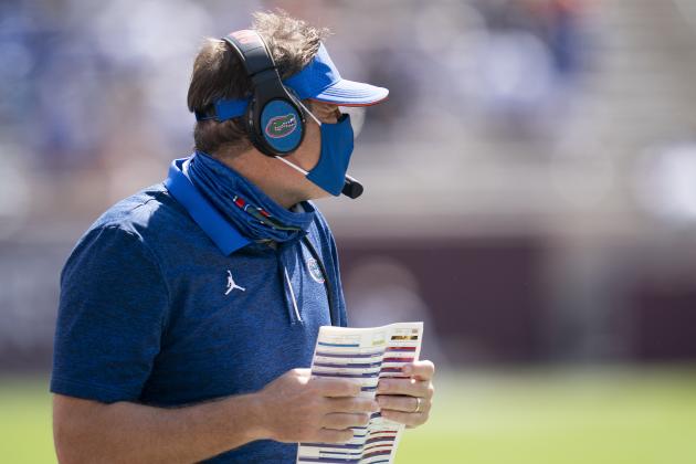 Florida head coach Dan Mullen calls to his offense before a snap against Texas A&M during the first half of an NCAA college football game, Saturday, Oct. 10, 2020. in College Station, Texas. (AP Photo/Sam Craft)
