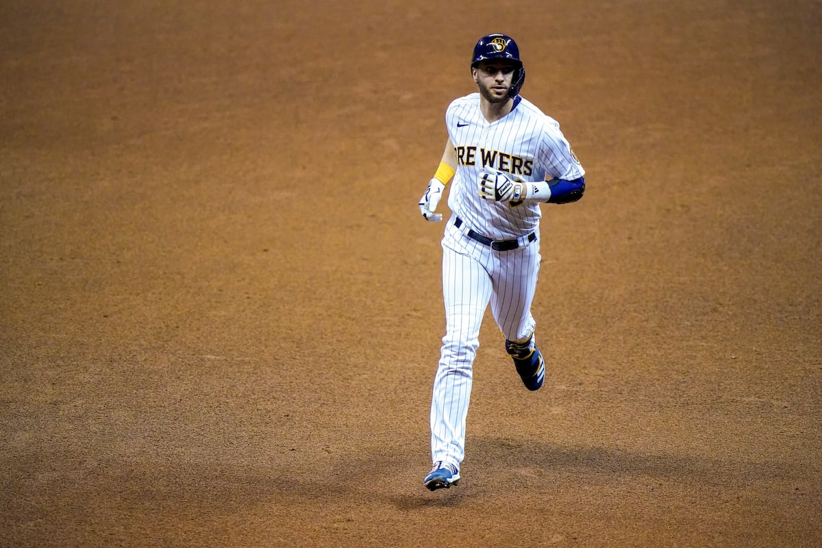 Ryan Braun Announces Retirement After 14 Seasons with Brewers thumbnail