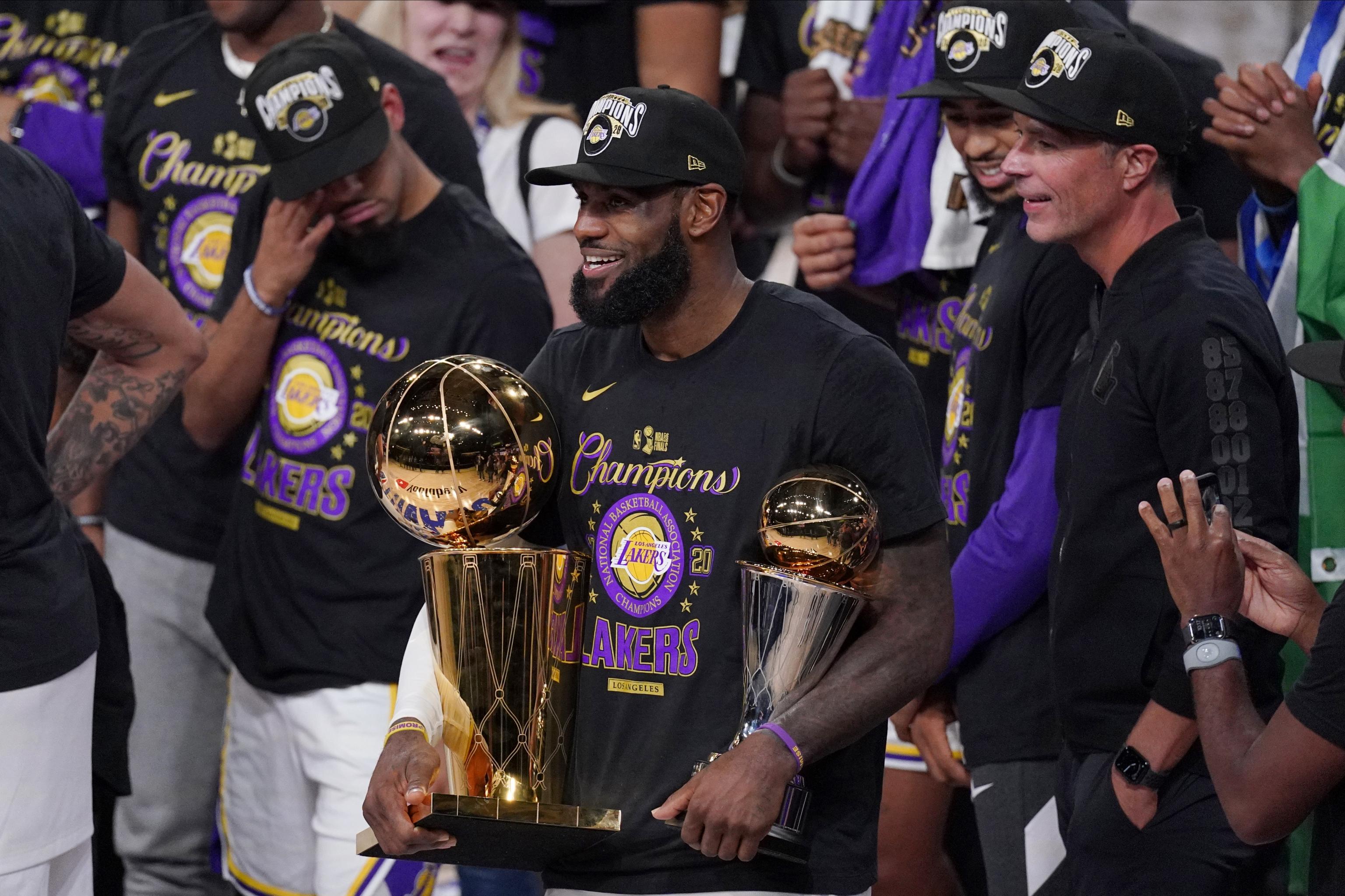 LeBron, Lakers to celebrate NBA title at White House after Trump is gone