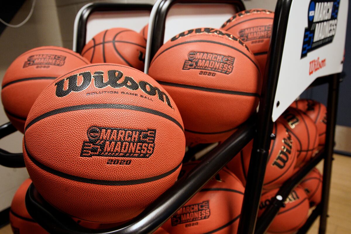 NCAA in Talks to Host Entire 2021 March Madness Tournament ...