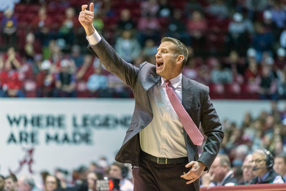 Alabama Basketball Gets 3 Years Probation After Associate ...
