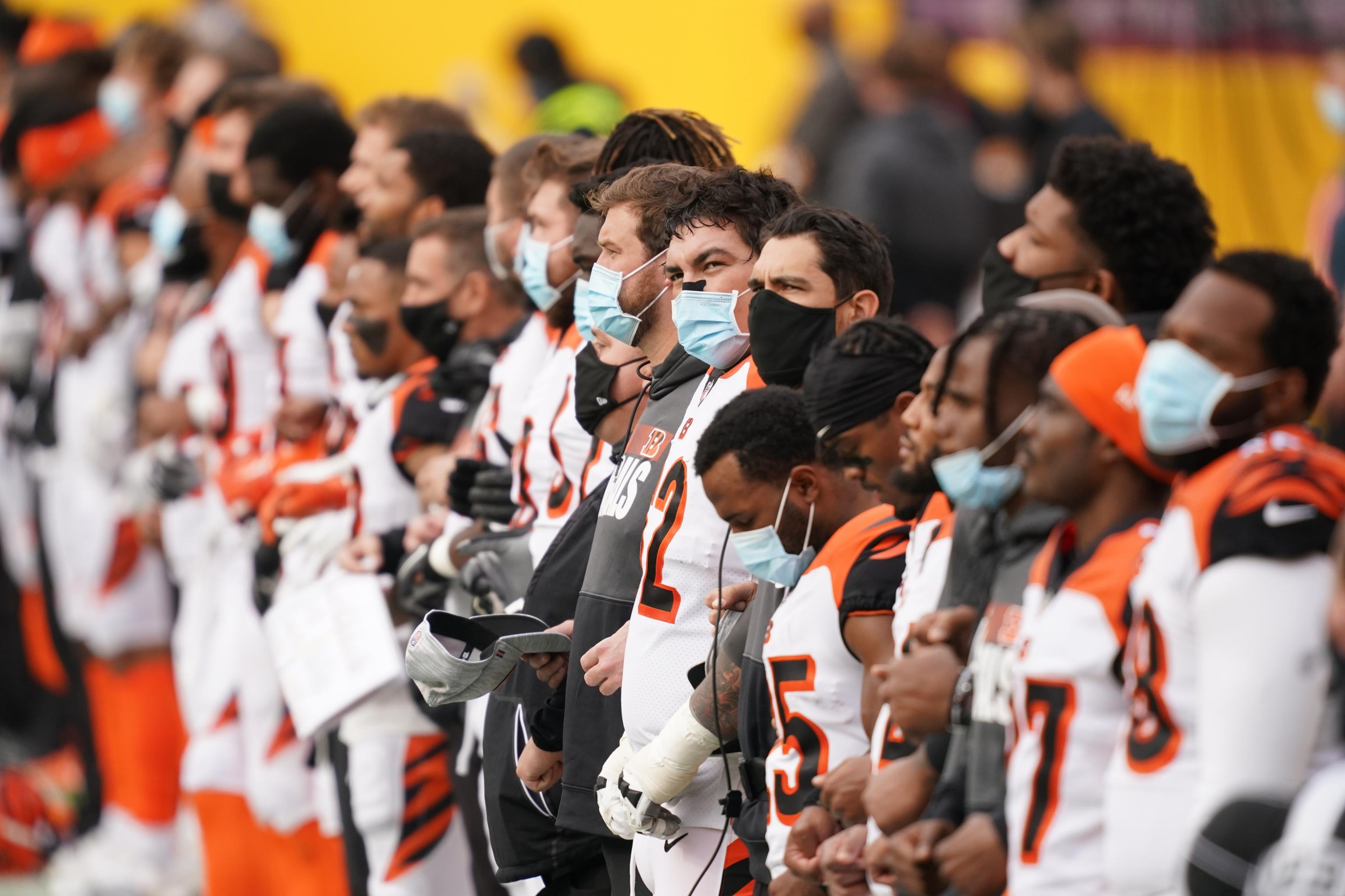 NFL Recommends Some Sideline Players Wear Masks During Games – NBC 7 San  Diego