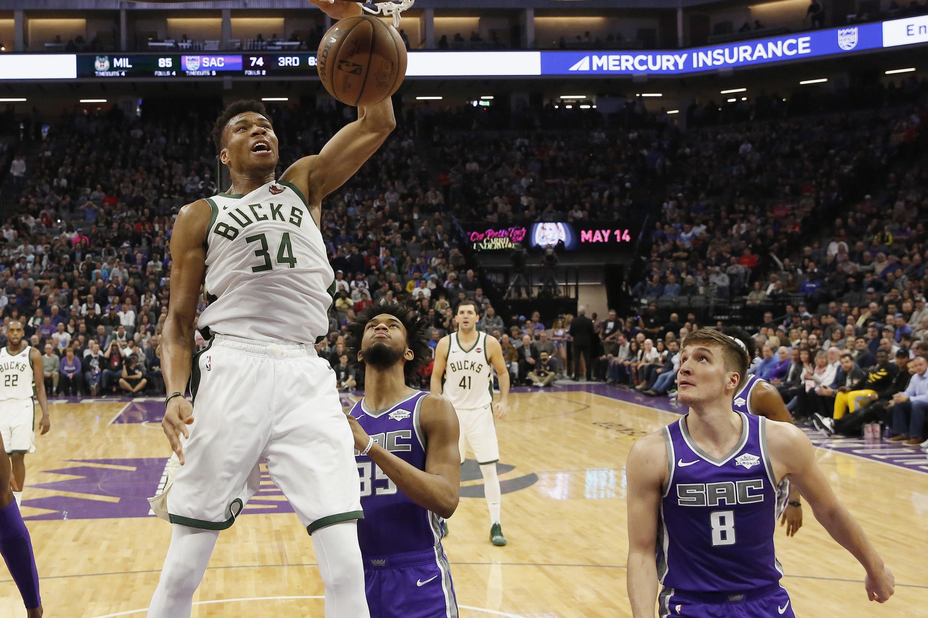 Report: Bucks pull off another big trade for Kings sharpshooter