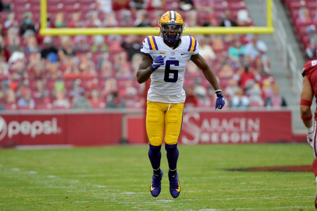 Lsu S Terrace Marshall Jr Opts Out Of 2020 Season To Prepare For 2021 Nfl Draft Bleacher Report Latest News Videos And Highlights