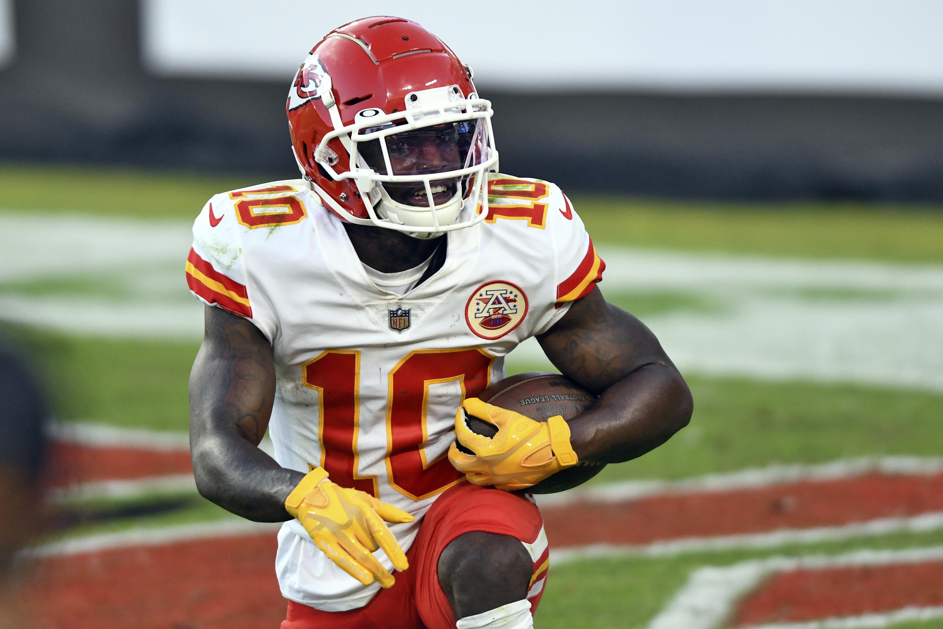 Tyreek Hill compliments KC Chiefs after victory over Bucs