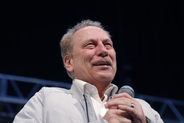 Michigan State coach Tom Izzo address the crowd at a rally, early Monday, April 1, 2019, in East Lansing, Mich., after the team returned from their NCAA men's East Regional final college basketball game where they defeated Duke 68-67 to reach the Final Four. (AP Photo/Al Goldis)