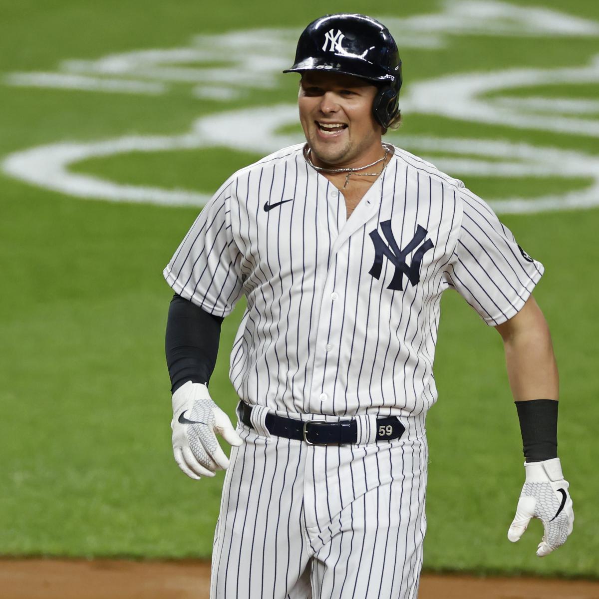 Luke Voit's Shirtless Flex Went Viral, and Baseball Fans Had Jokes, The  Verde Independent