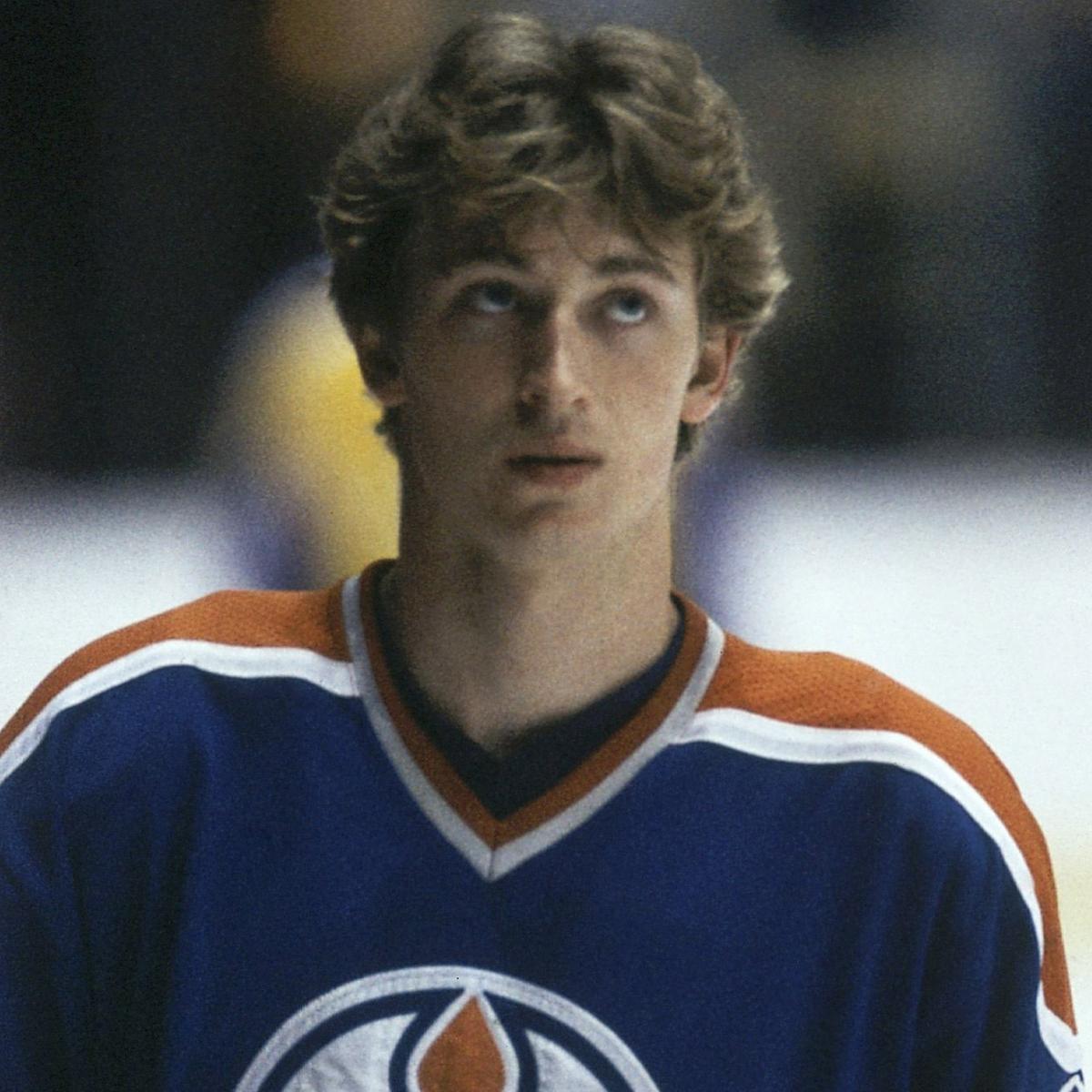 Wayne Gretzky Game-Worn Oilers Jersey From Stanley Cup Clincher Hits  Auction Block