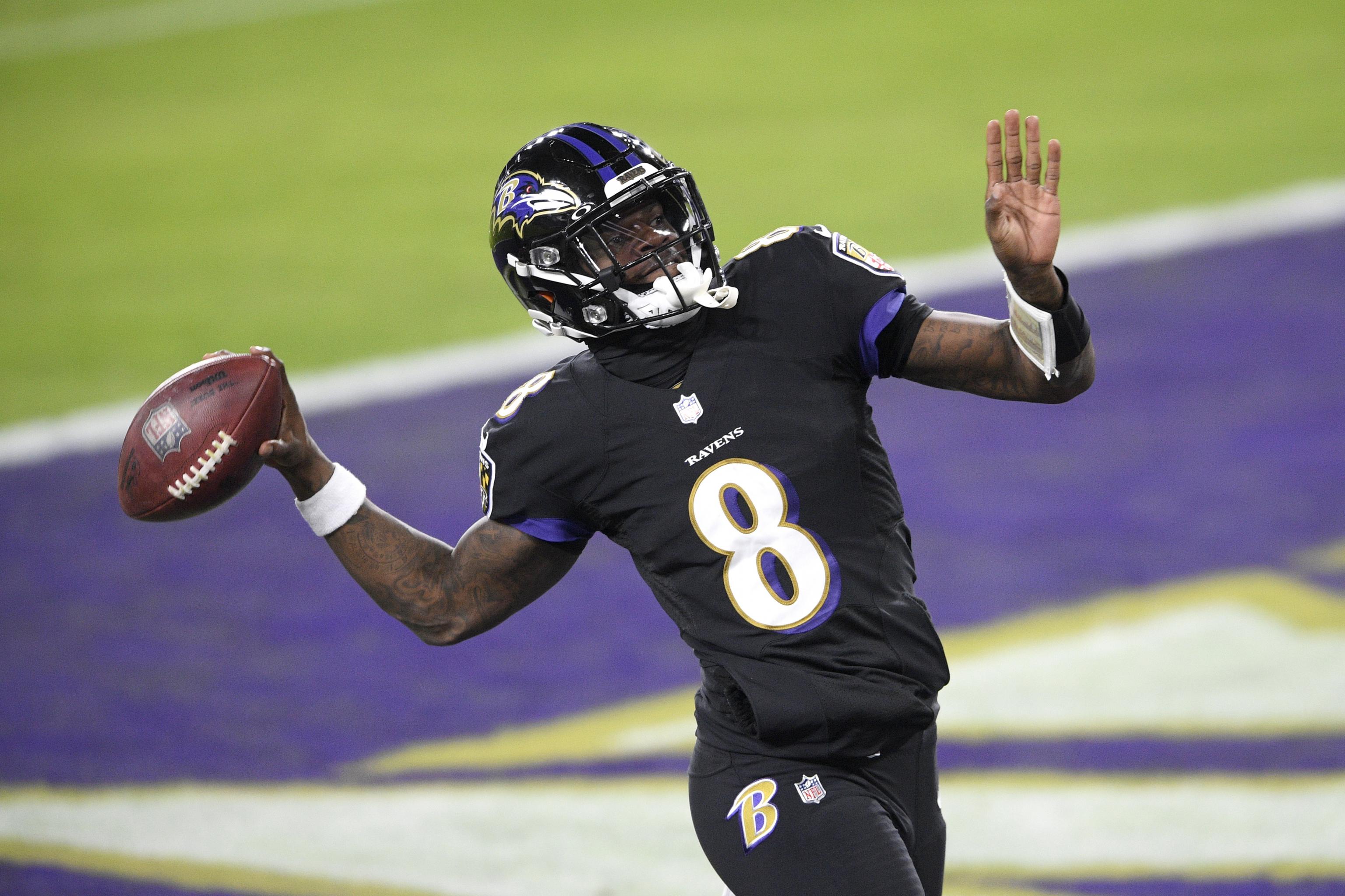 Lamar Jackson: Baltimore Ravens quarterback says he 'still can't taste or  smell' after COVID recovery, NFL News