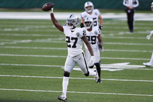 Las Vegas Raiders' Trayvon Mullen (27) celebrates his interception during the first half an NFL football game against the New York Jets, Sunday, Dec. 6, 2020, in East Rutherford, N.J. (AP Photo/Noah K. Murray)