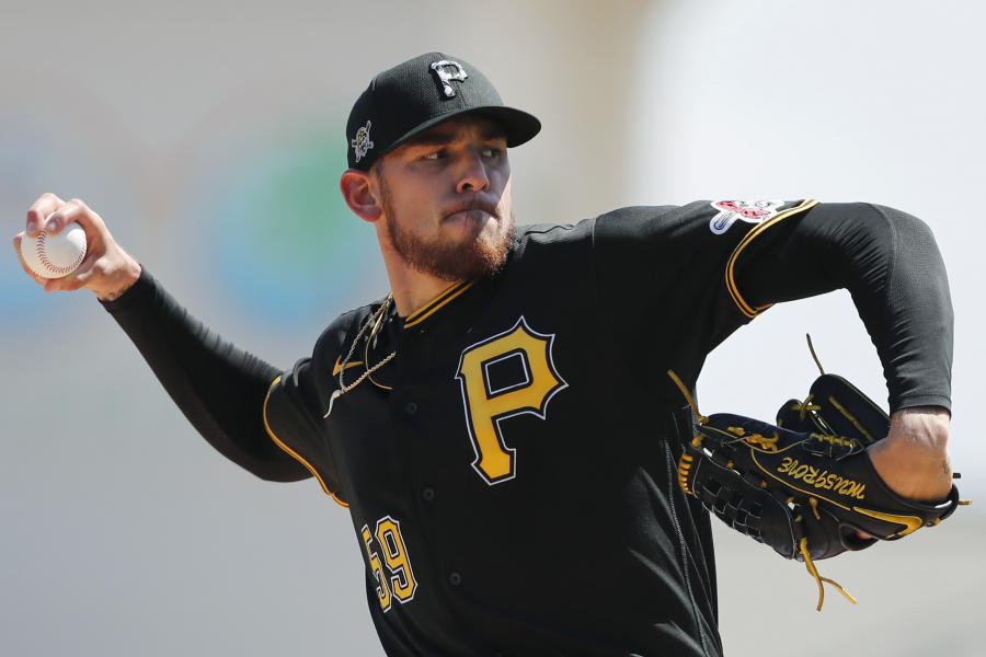 MLB rumors: Yankees getting Pirates' Josh Bell, Jameson Taillon in  blockbuster? 