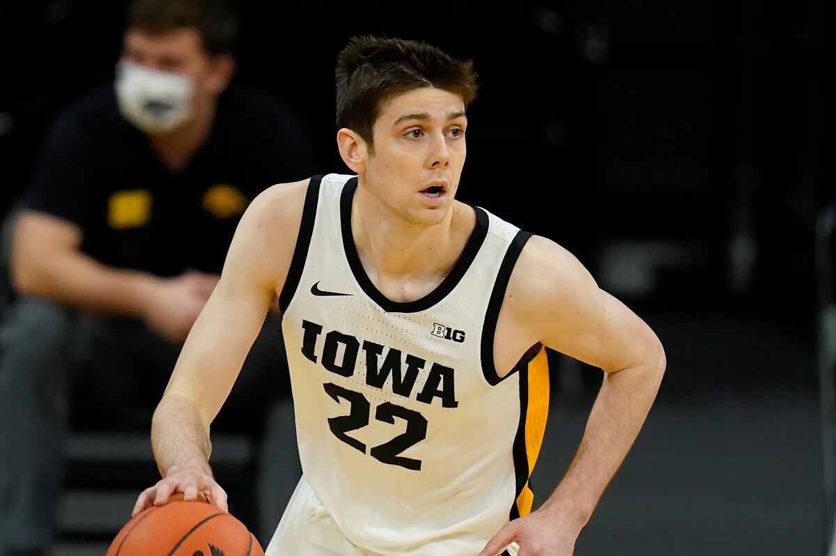 best-stories-in-college-basketball-this-year-news-scores-highlights