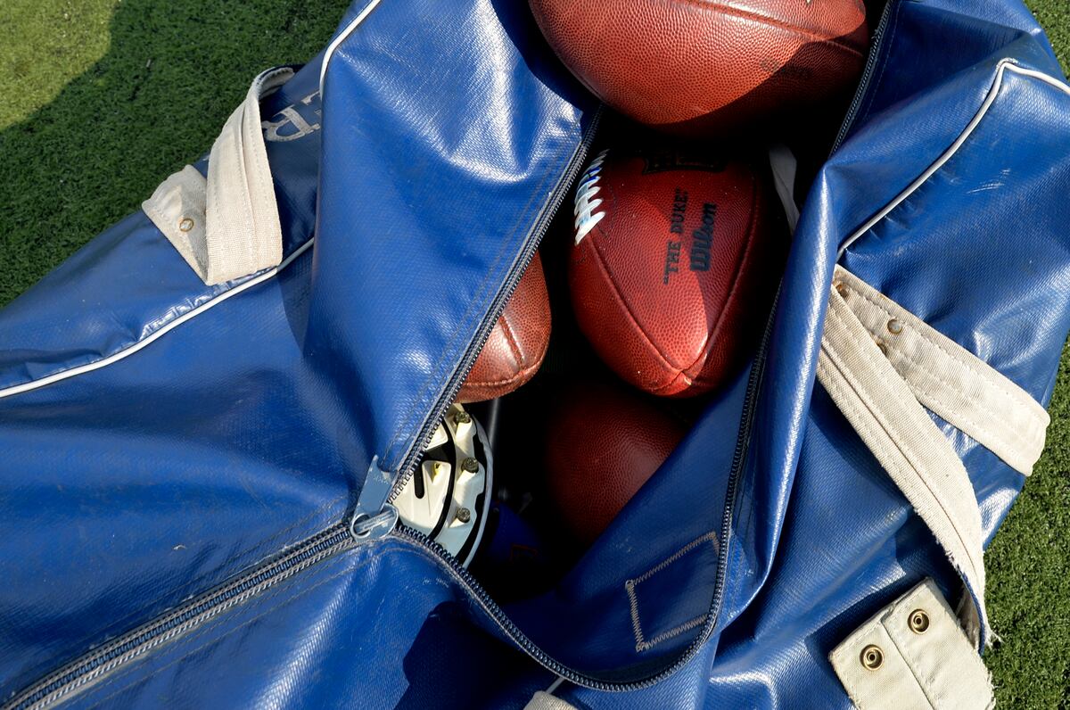 Edinburg High School's Emmanuel Duron Suspended After Tackling Referee