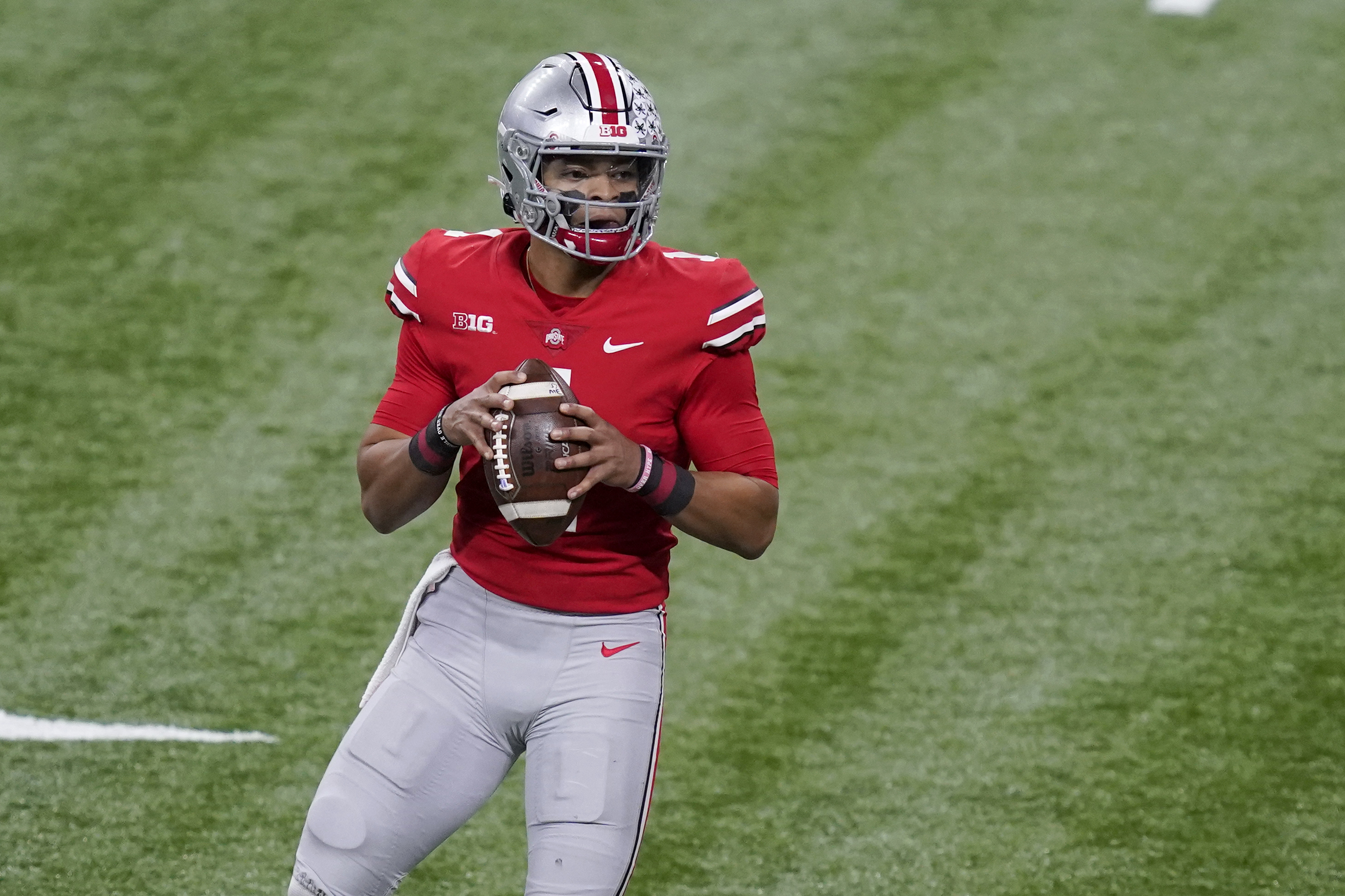 Wisconsin defense focused on slowing Ohio State QB Justin Fields