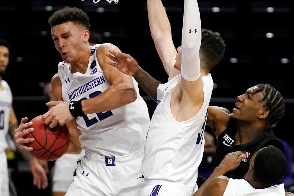 No. 4 Michigan State Upset by Unranked Northwestern as Boo Buie Drops ...