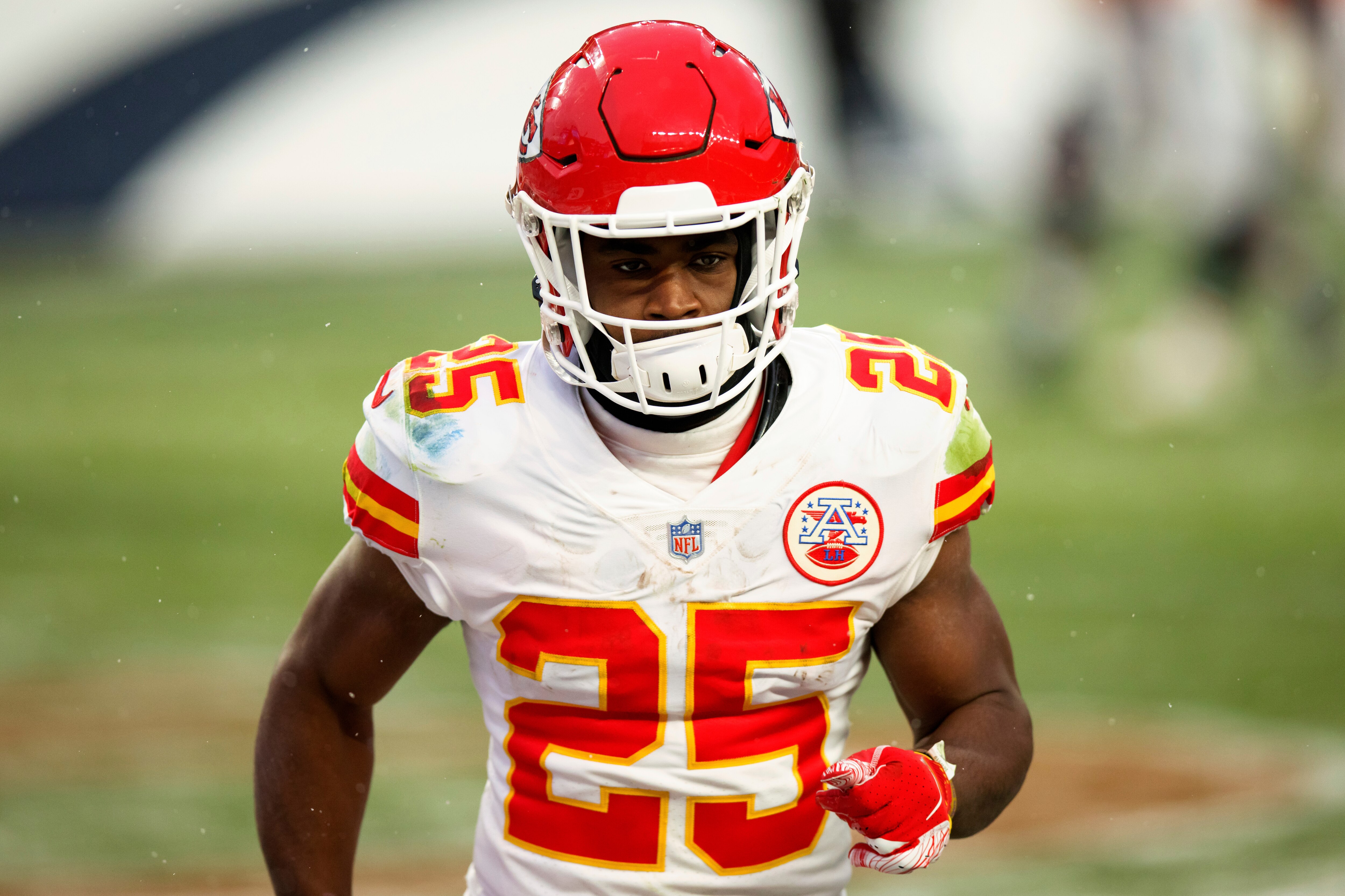 Report: 'Hope Is' Chiefs' Edwards-Helaire Can Return from Injury for Playoffs - Vimarsana News