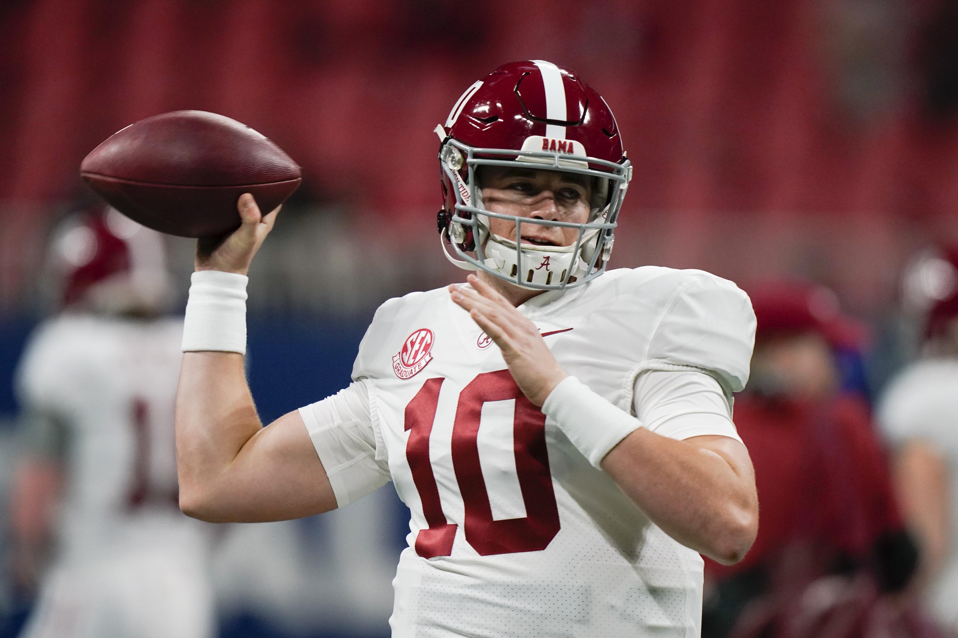 Alabama Football QB Mac Jones and more declare for 2021 NFL Draft