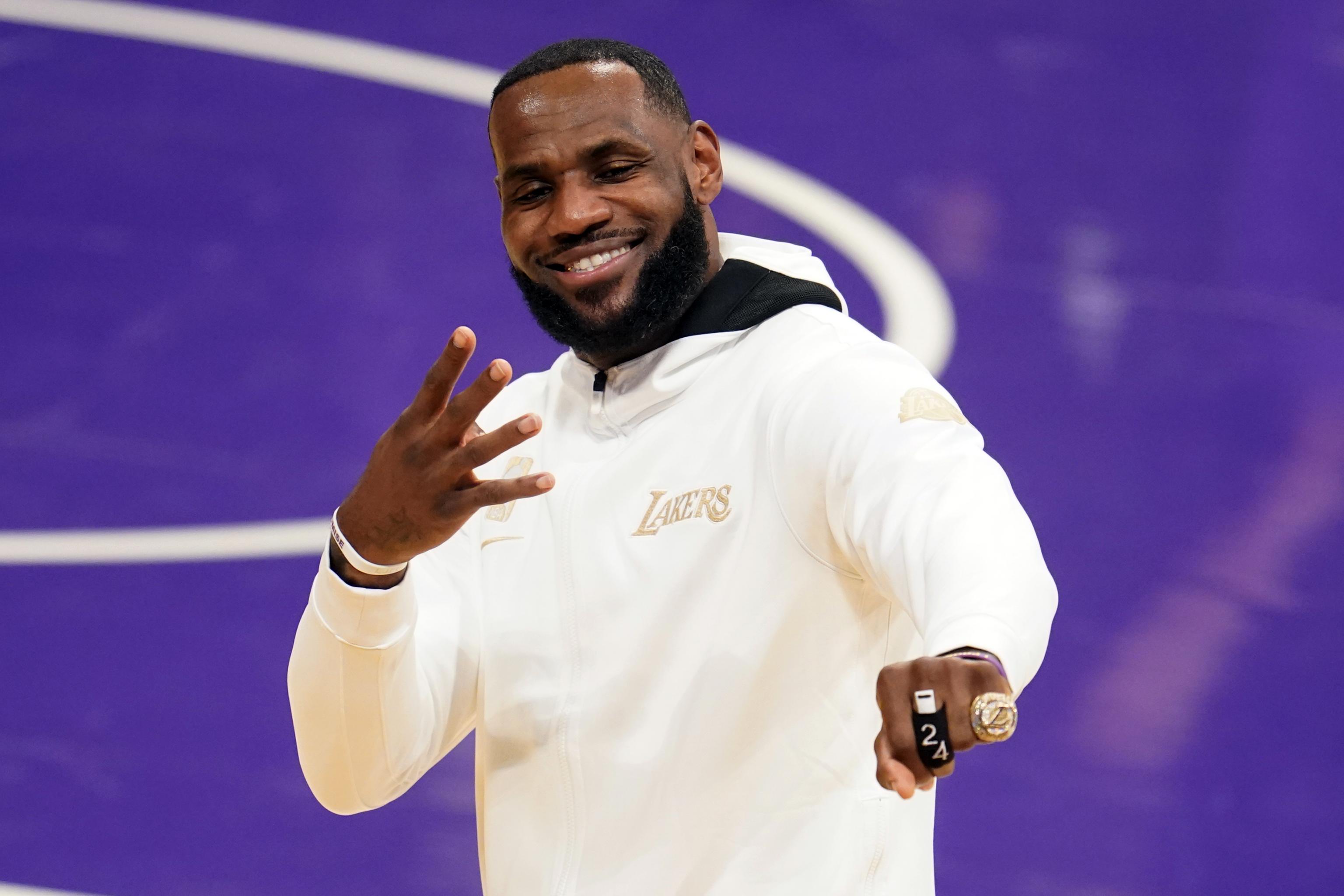 Lebron James Posts Tribute To Kobe Bryant On Ig After Receiving Lakers Ring Bleacher Report Latest News Videos And Highlights
