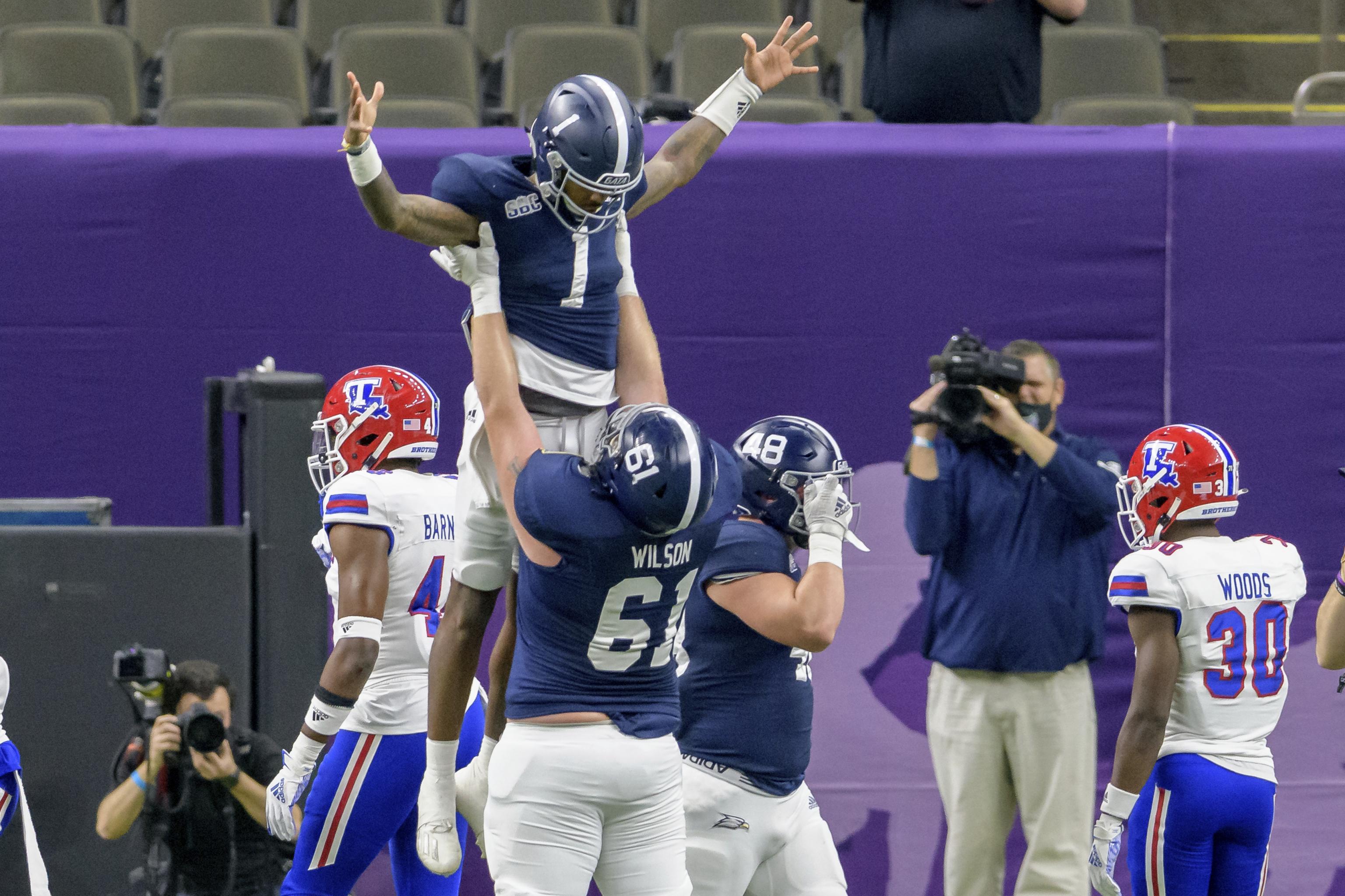 Shai Werts' 4 TDs Power Georgia Southern Past LA Tech in 2020 New