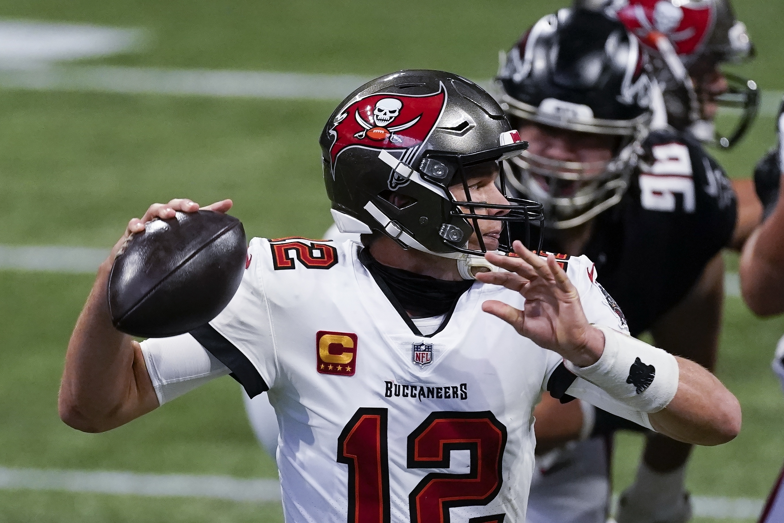 Buccaneers news: Tampa Bay's QB plans include Tom Brady, Deshaun Watson,  Russell Wilson