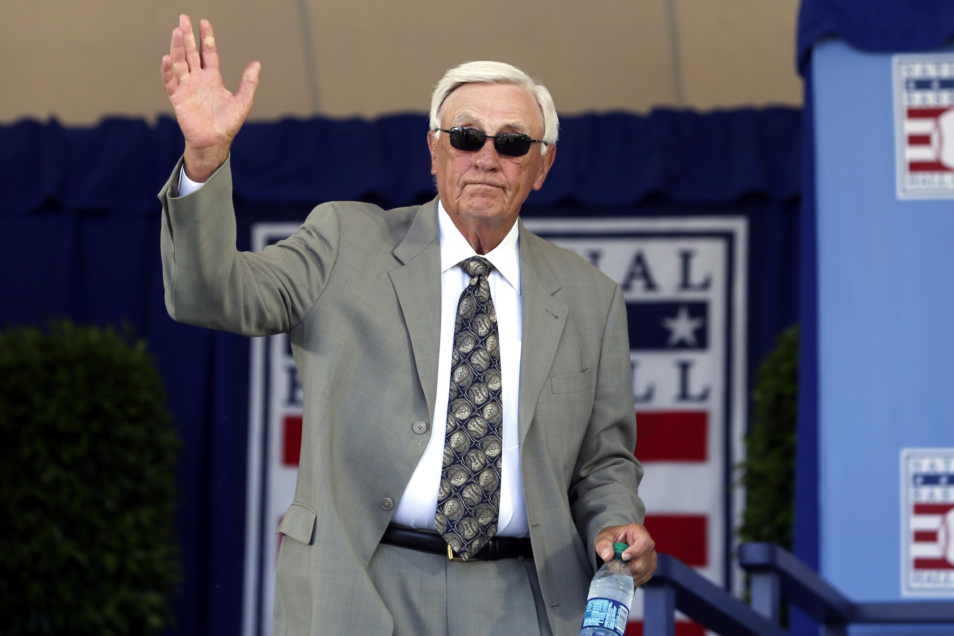 Outside The Confines: Phil Niekro passes at age 81 - Bleed Cubbie Blue
