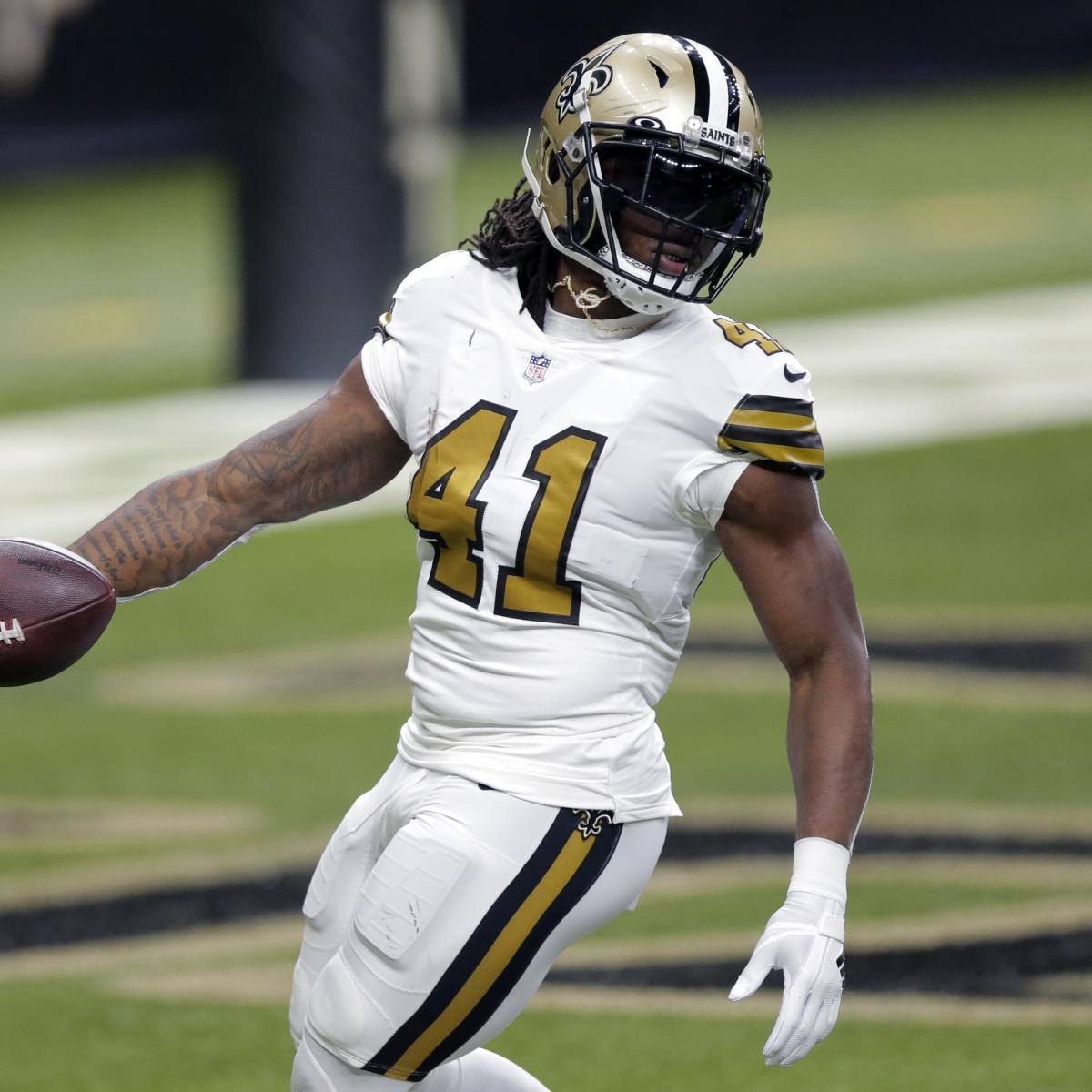 Report: Saints' Alvin Kamara Fined $5K for Christmas-Themed Cleats in 6 TD  Game, News, Scores, Highlights, Stats, and Rumors