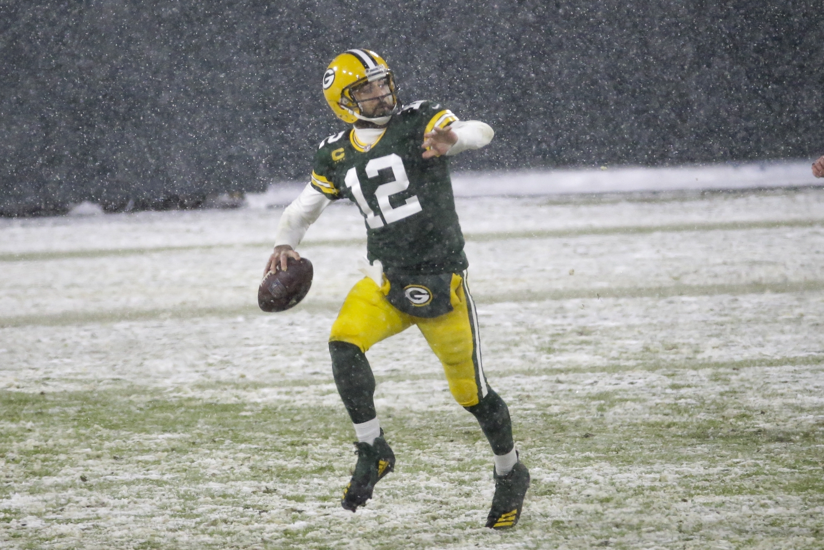 Aaron Rodgers Rejects Outrage Over Touchdown Celebration