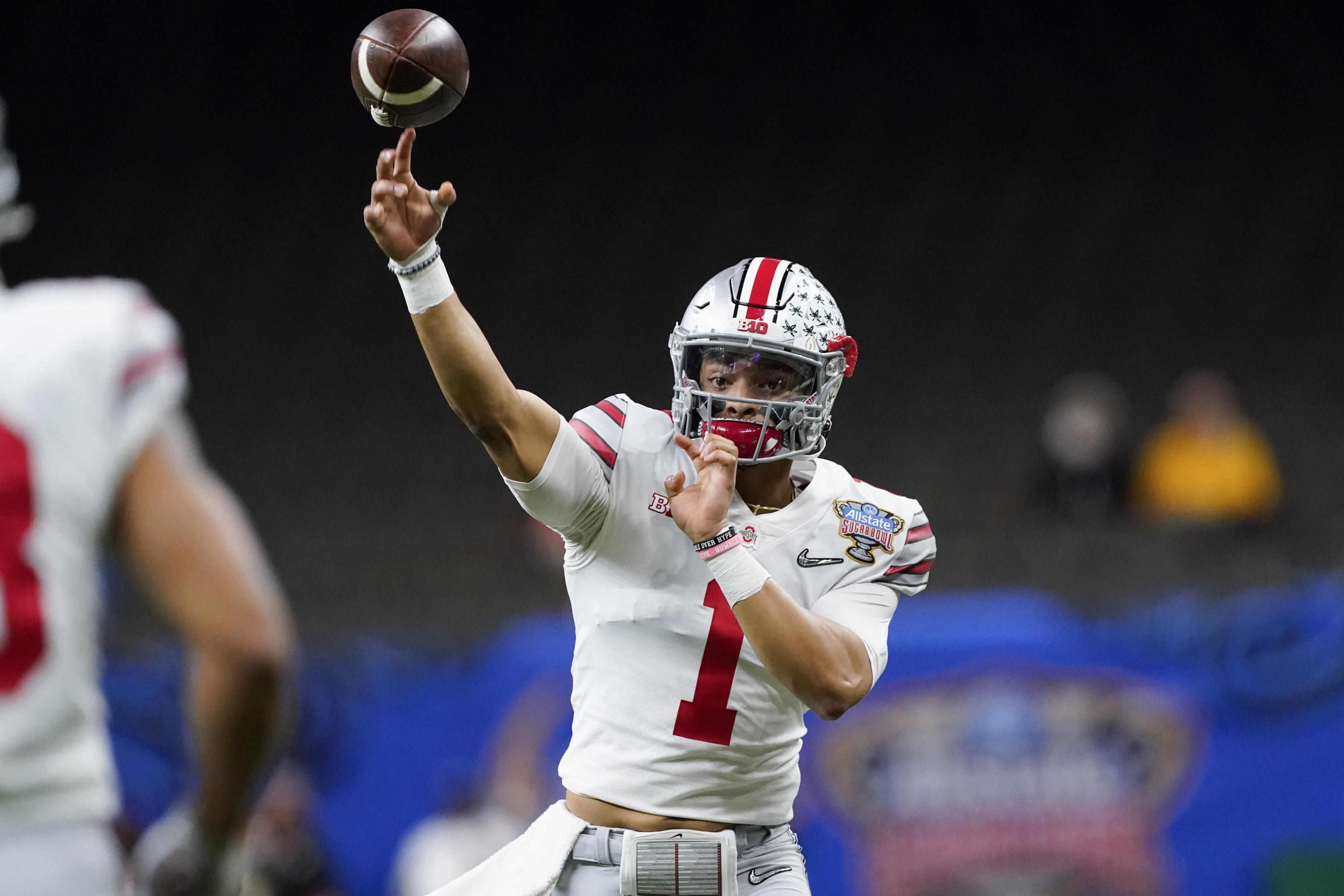 Clemson's James Skalski Ejected for Targeting After Hit on OSU's Justin  Fields, News, Scores, Highlights, Stats, and Rumors