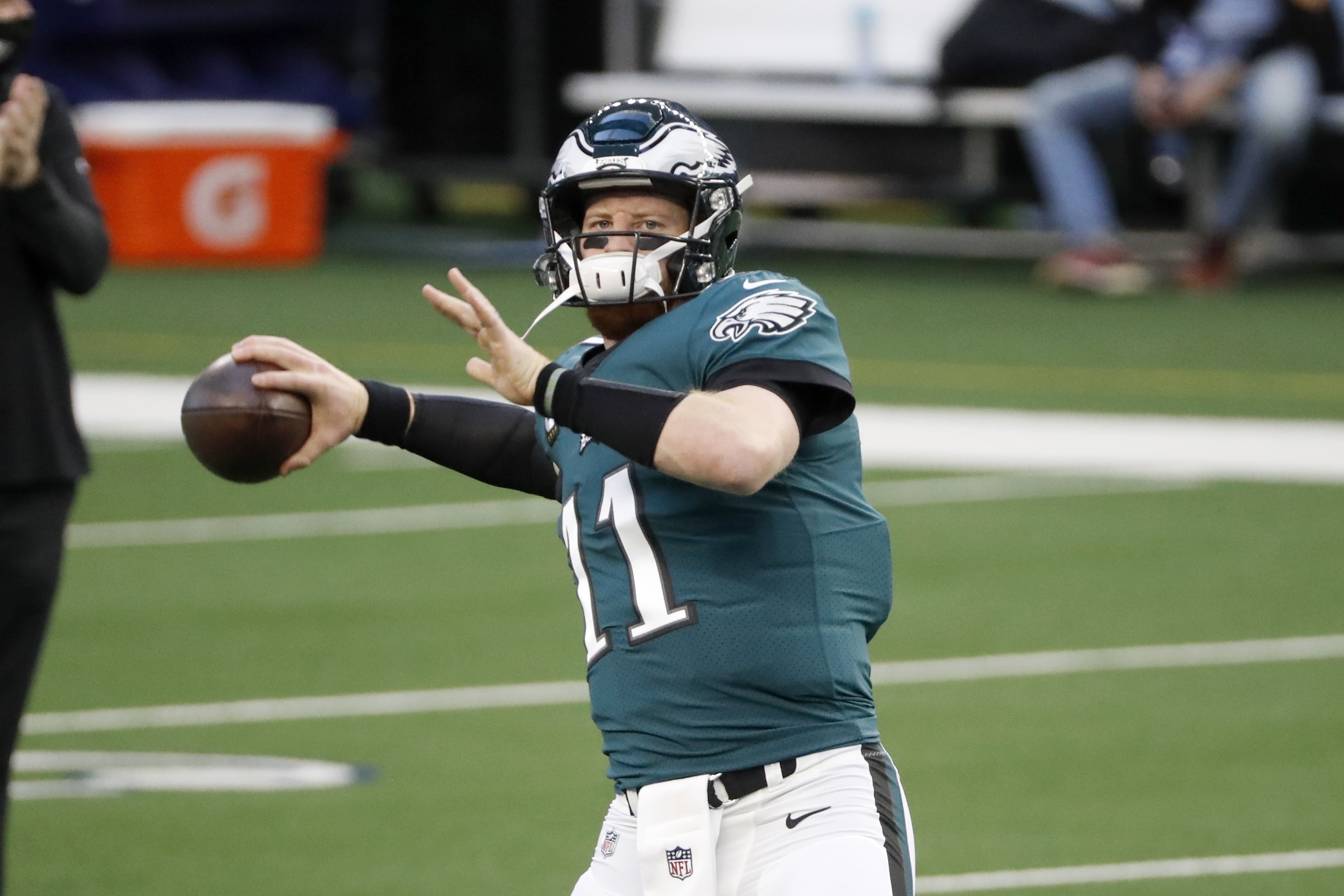 Report: Eagles trade QB Carson Wentz to Colts for multiple draft picks