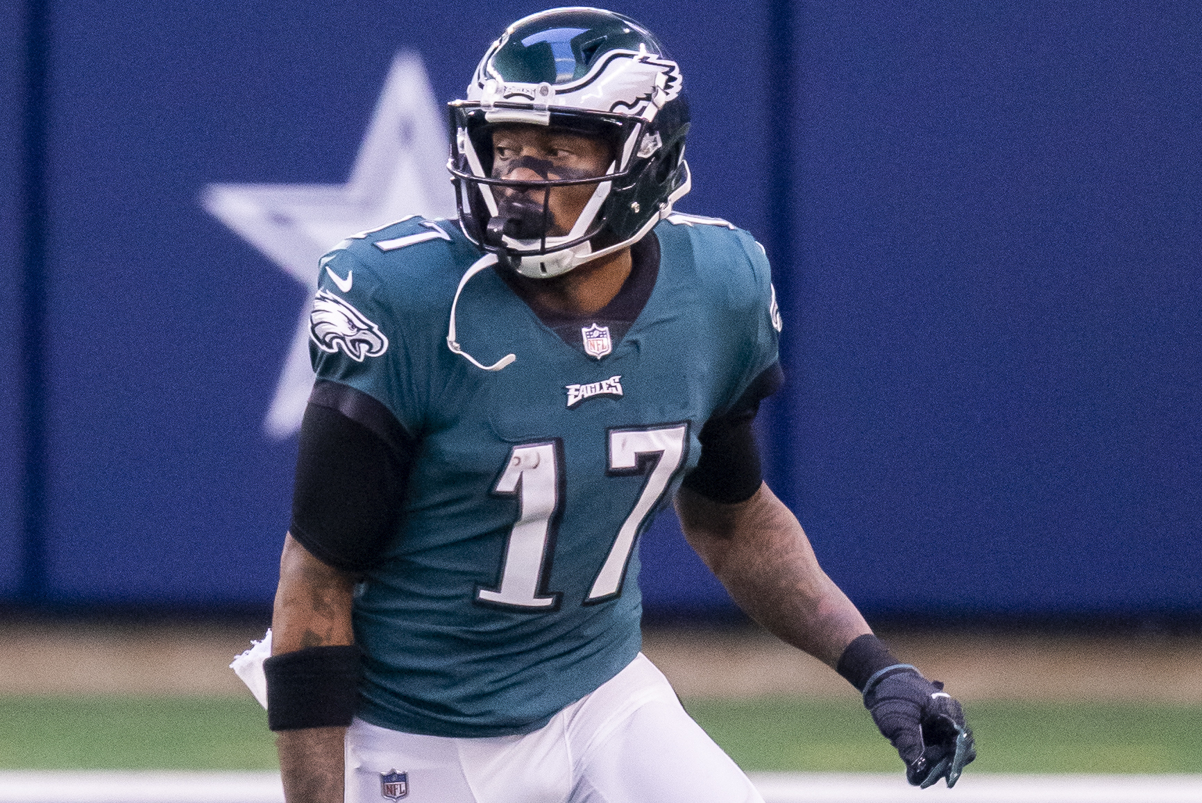 Should the Eagles move on from Alshon Jeffery this offseason? Is it even  possible?