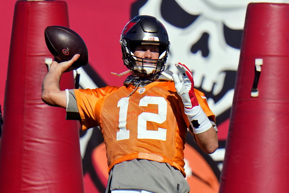 Bleacher Report's Expert NFL Wild Card Weekend Picks & Predictions